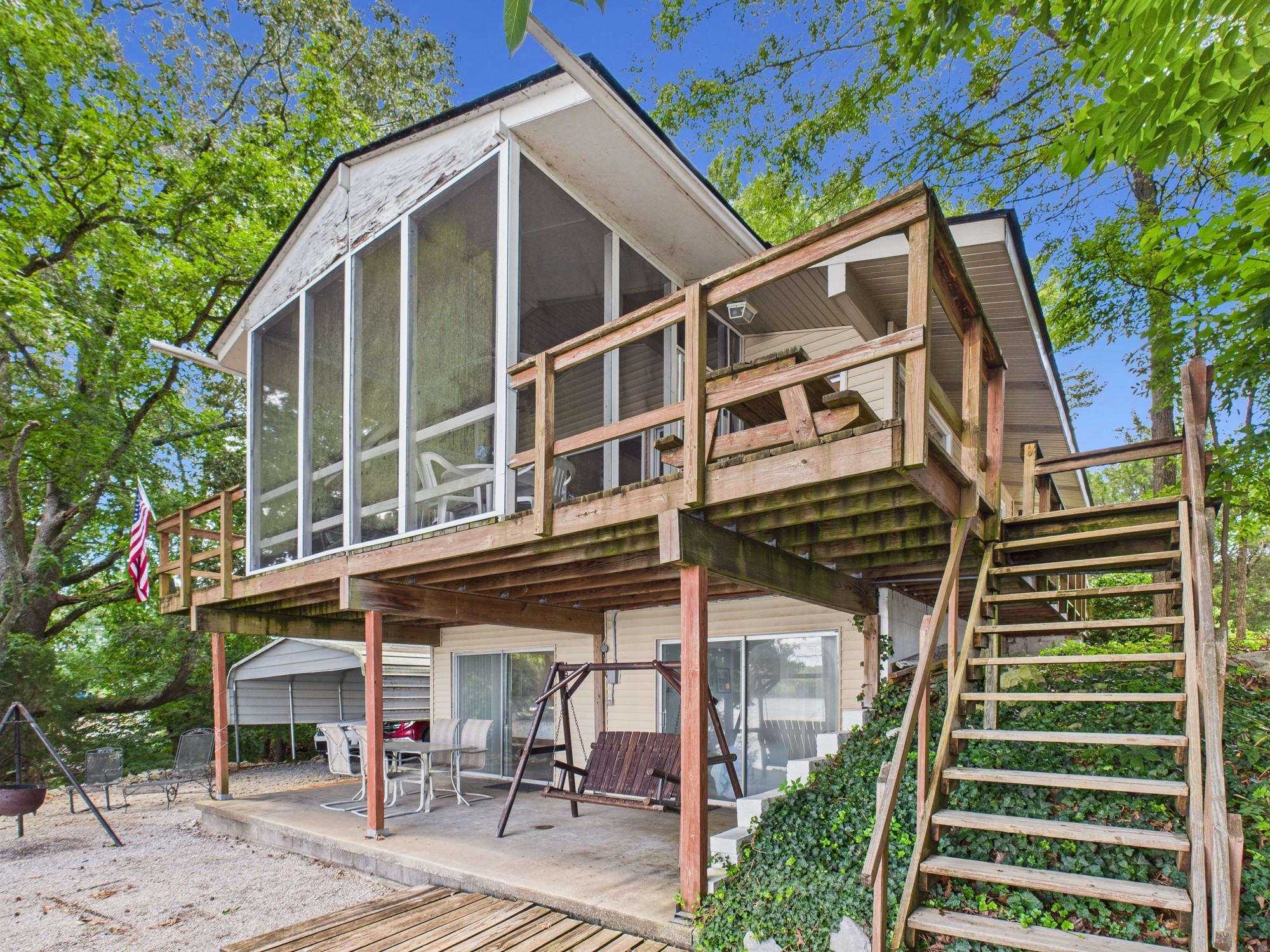 284 Skyline Dr