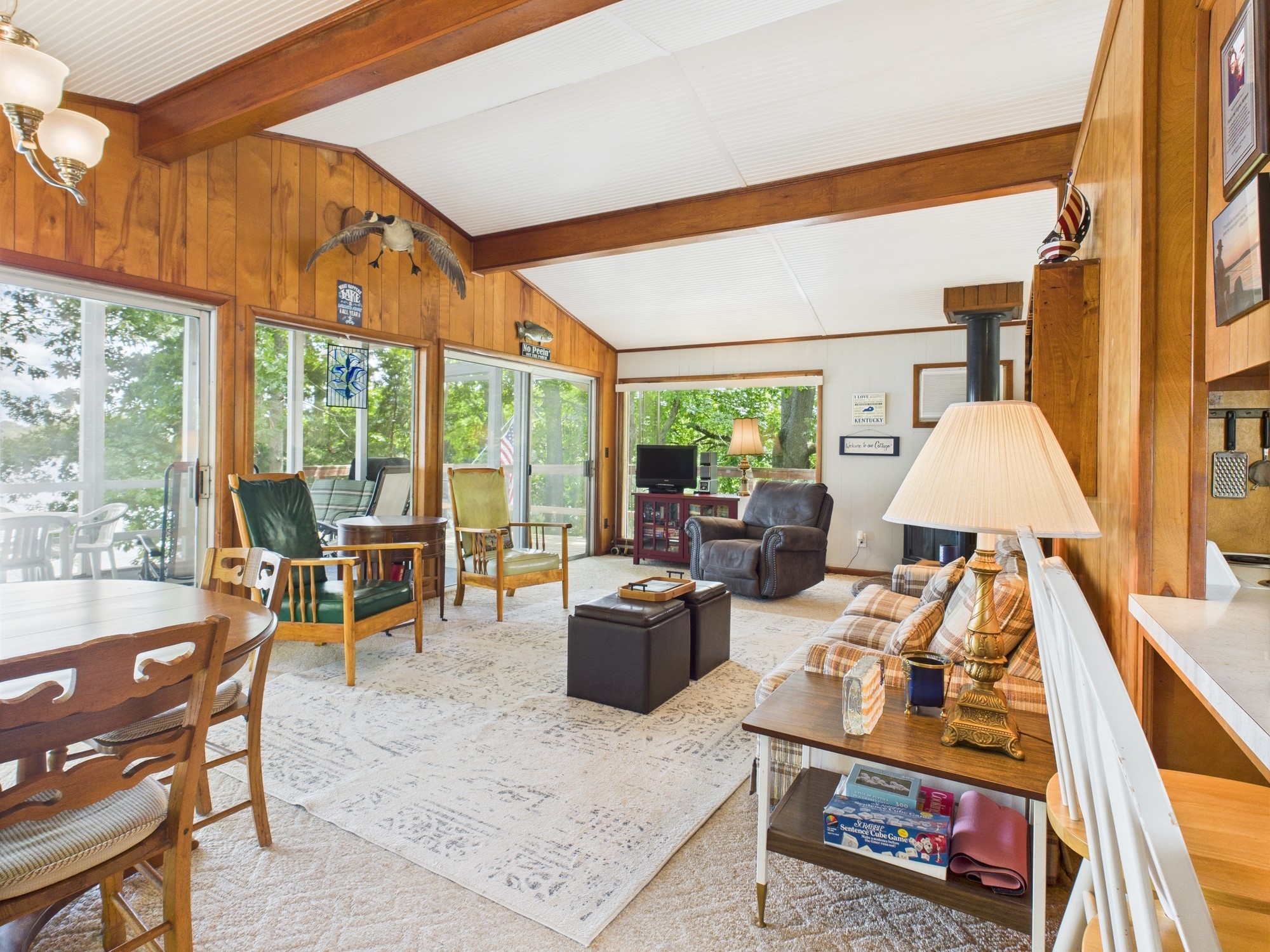 284 Skyline Dr