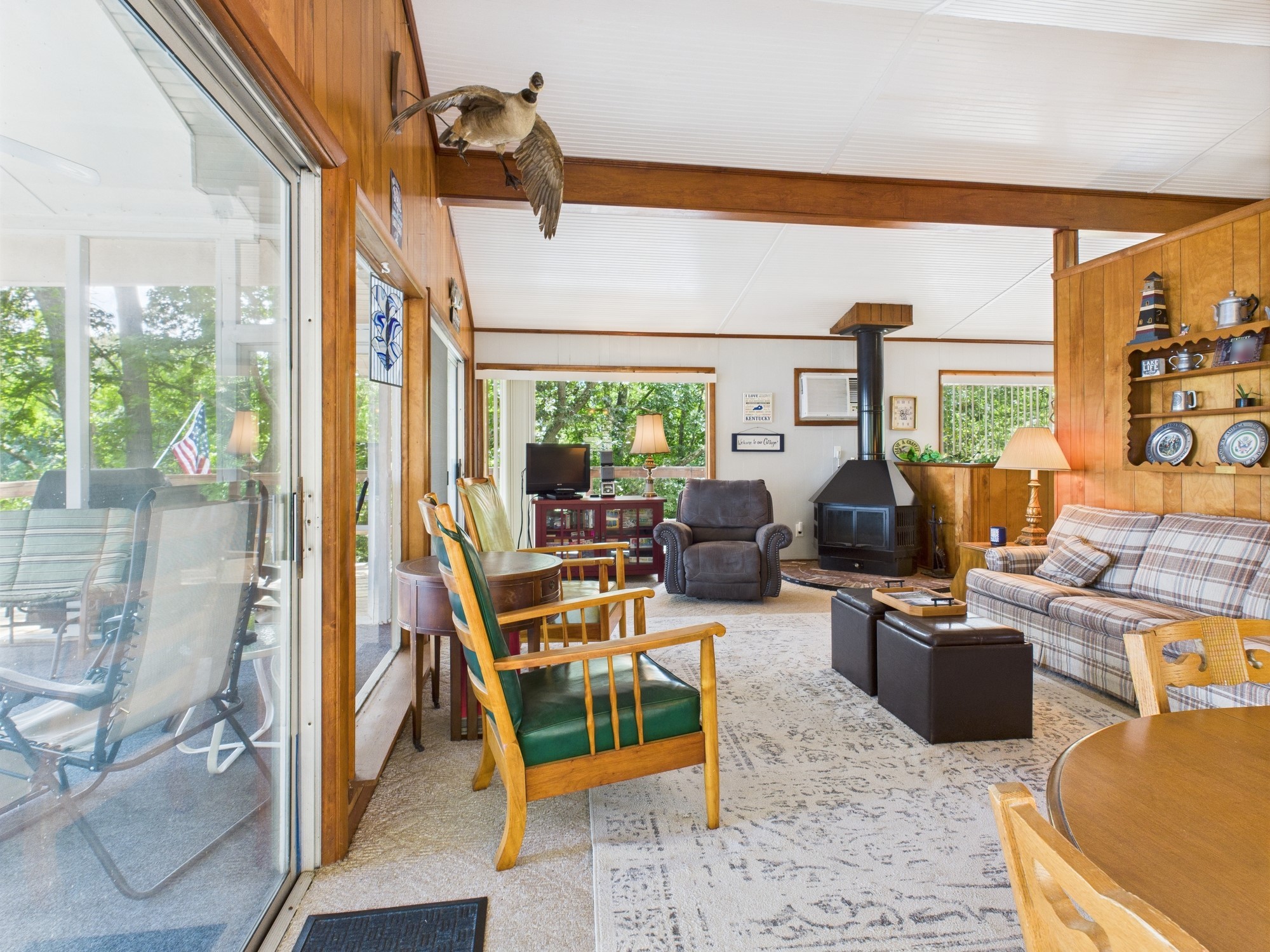 284 Skyline Dr