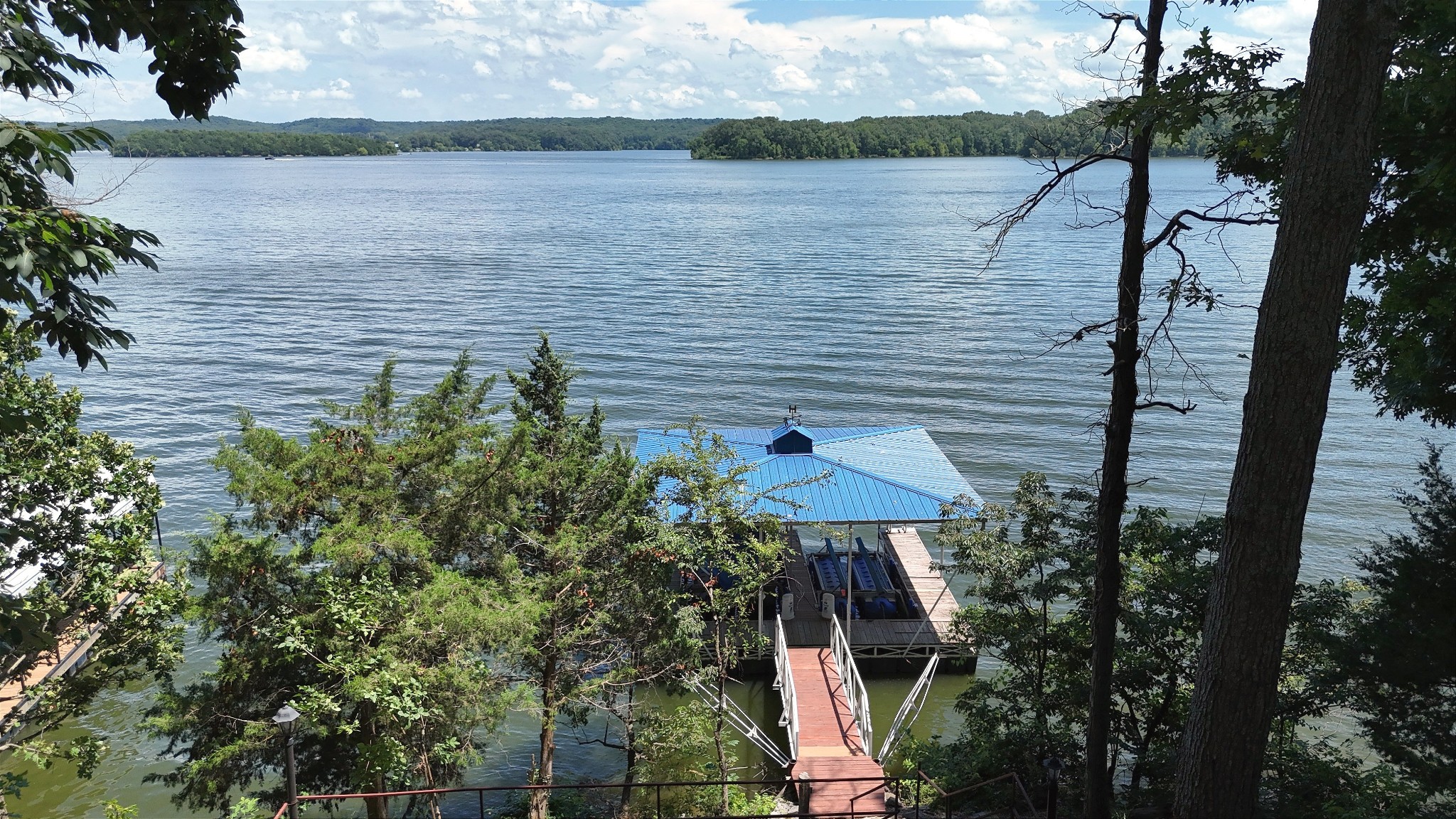 284 Skyline Dr