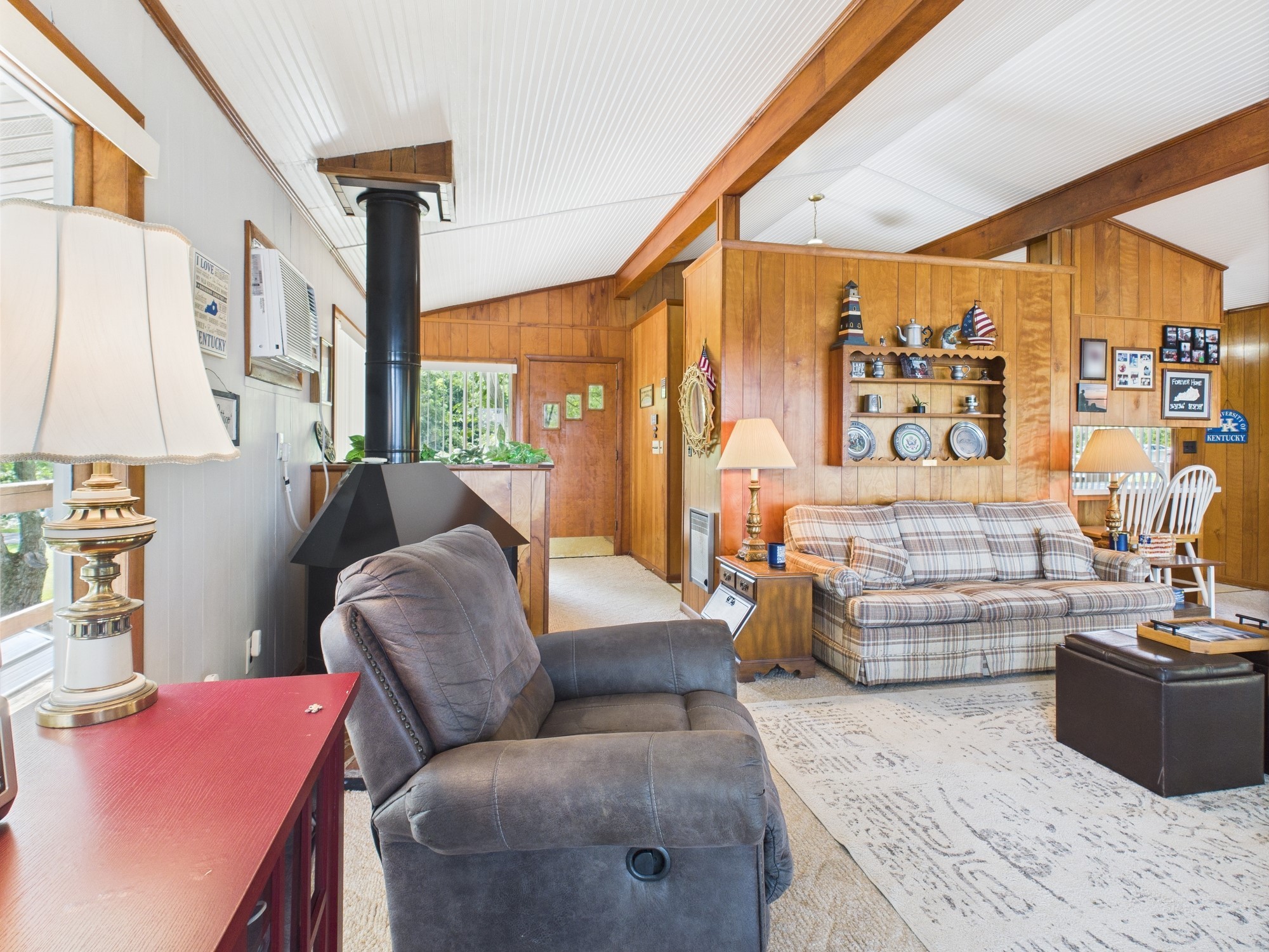 284 Skyline Dr