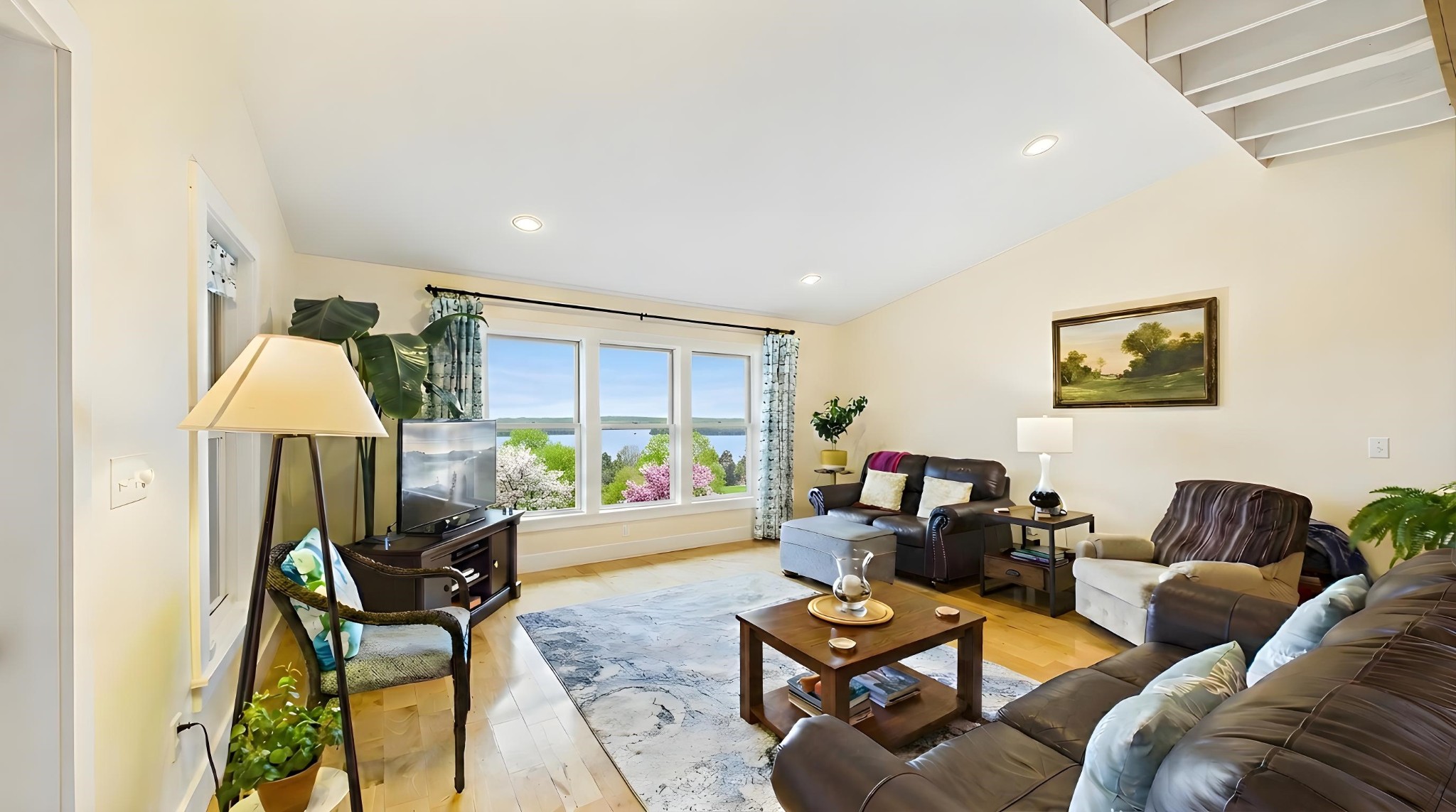 55 Eagles Landing