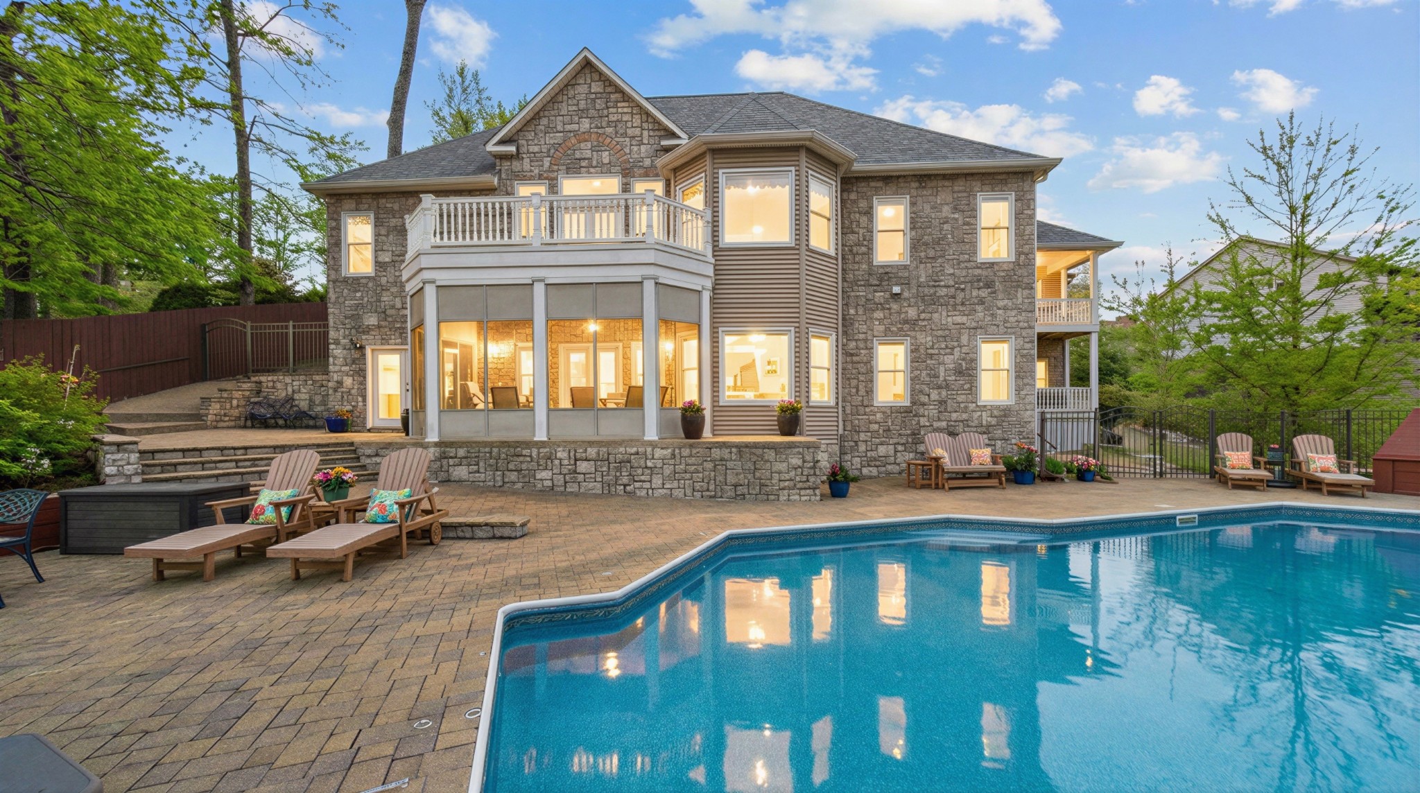 153 Chelsea Rd
