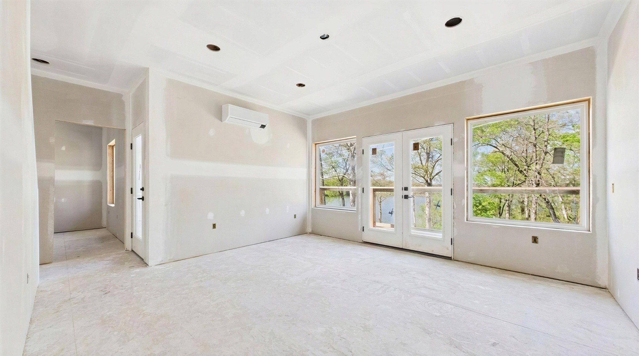 1024 Paradise Dr