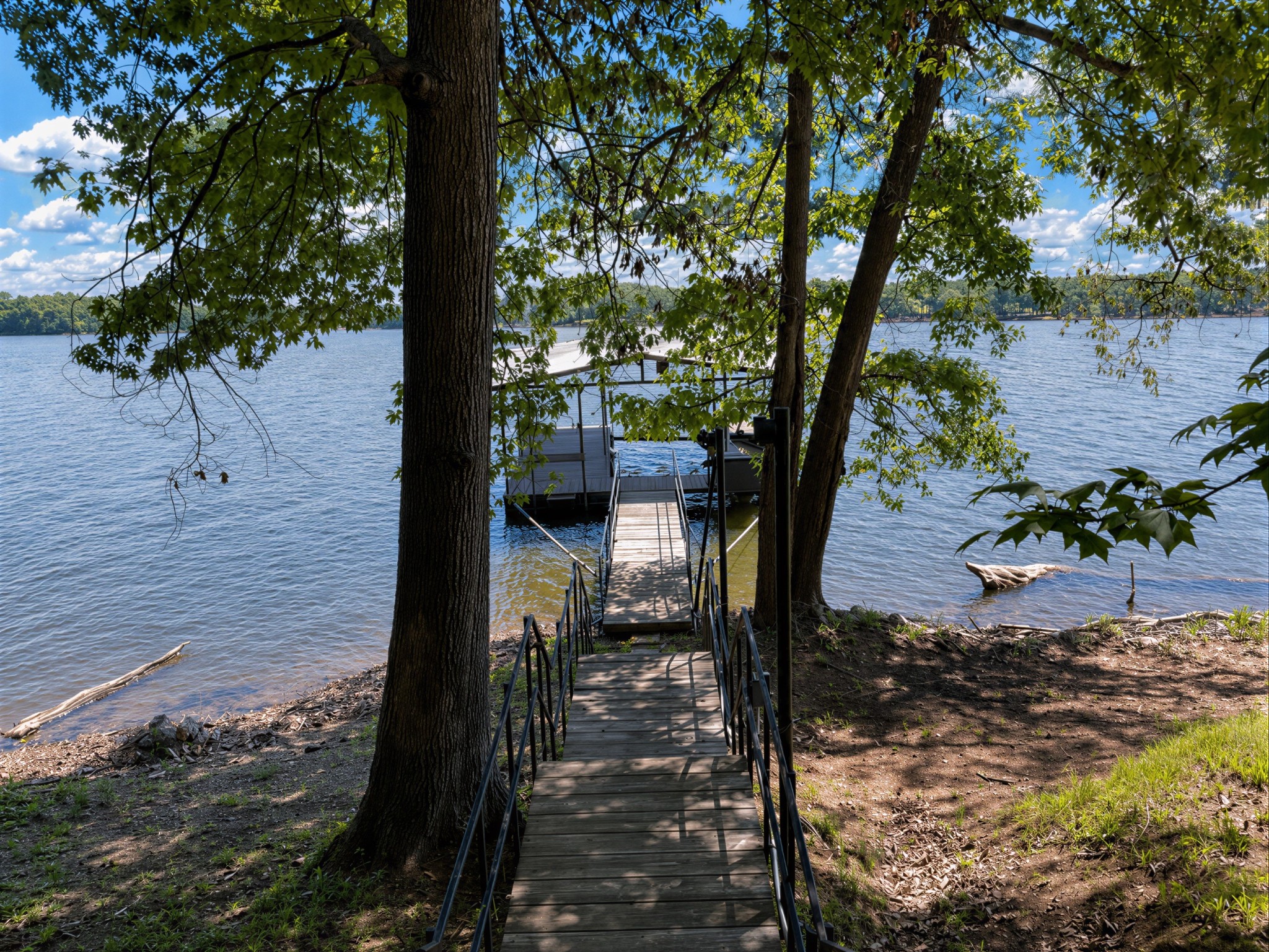 537 Algonquin Rd