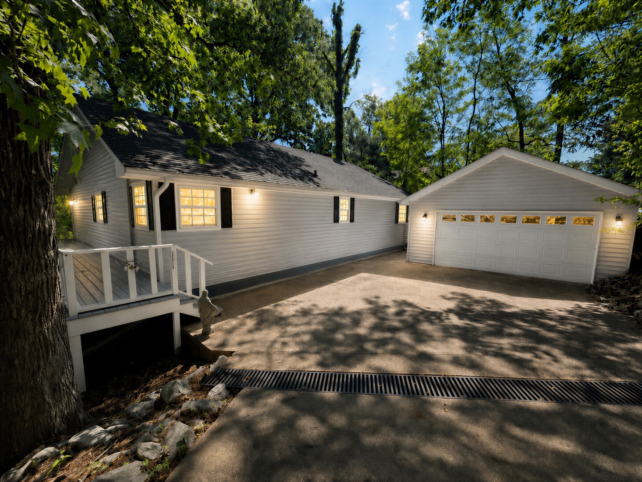 537 Algonquin Rd