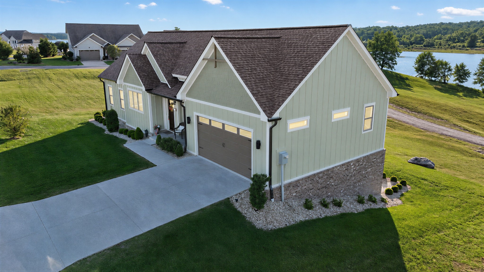 426 Moon Bay Dr