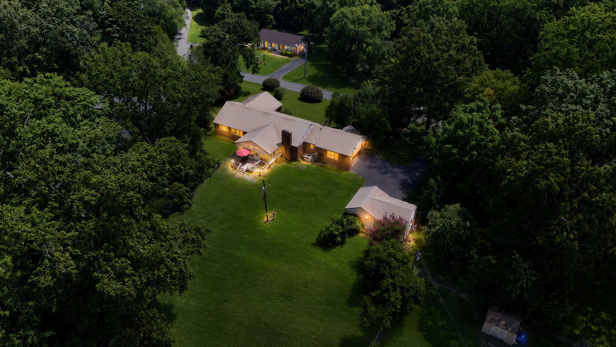 99 Dogwood Dr