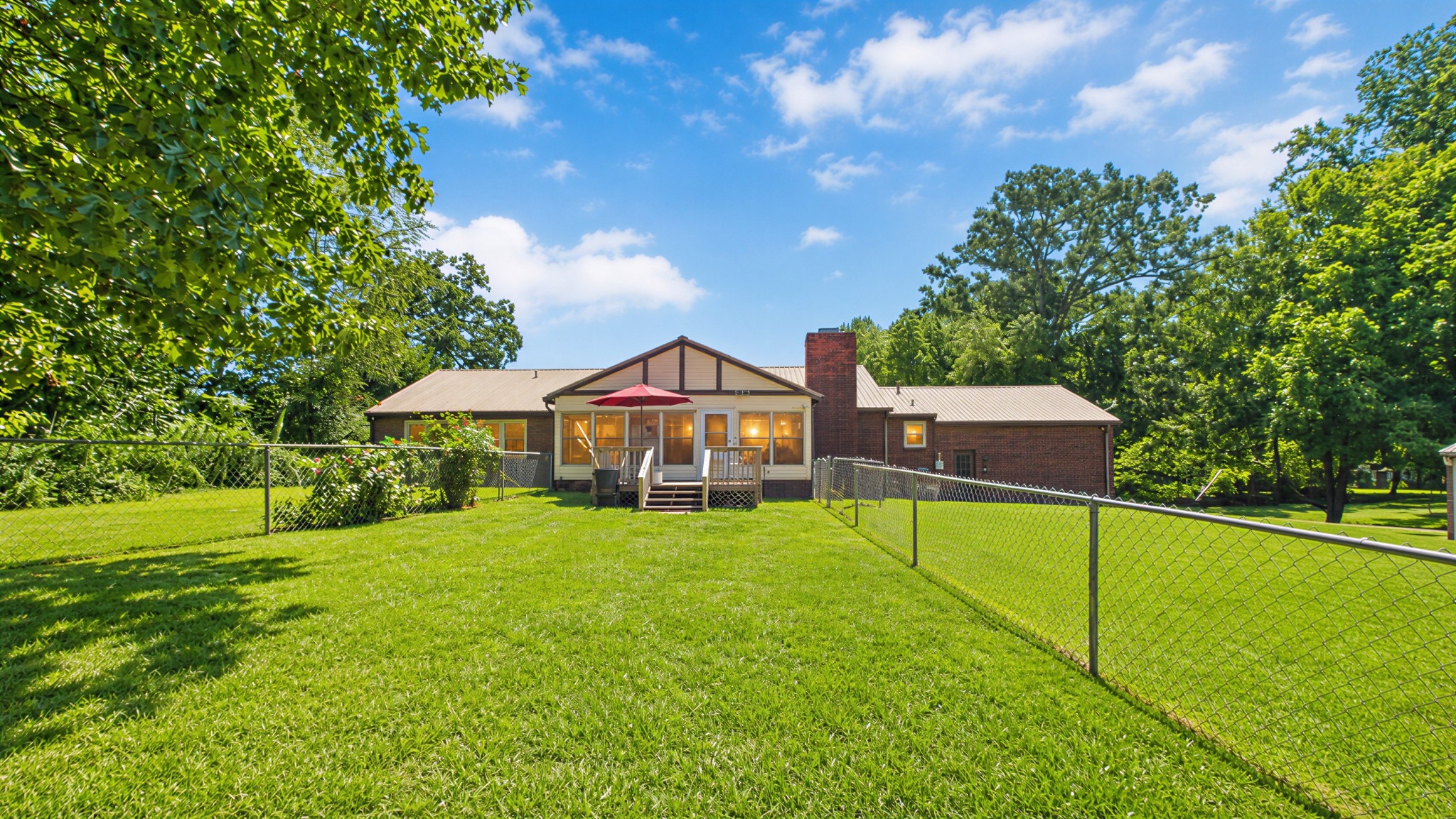 99 Dogwood Dr