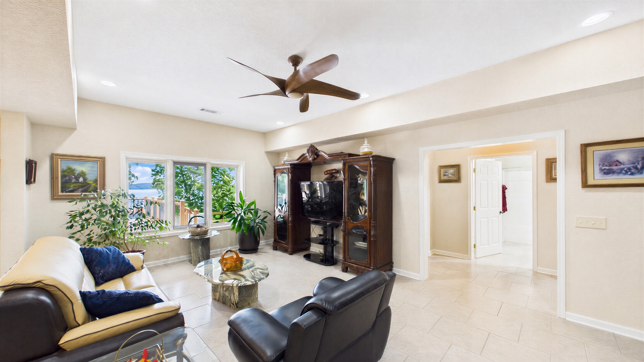 306 Red Water Dr
