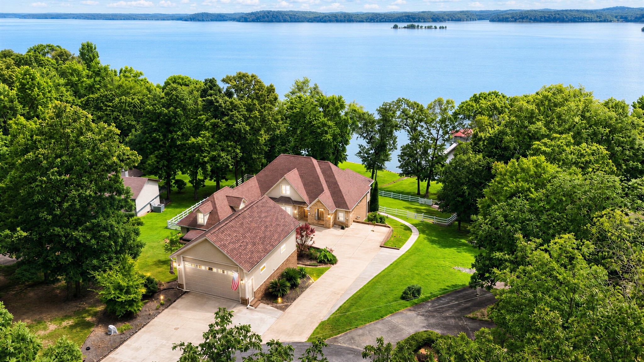 306 Red Water Dr
