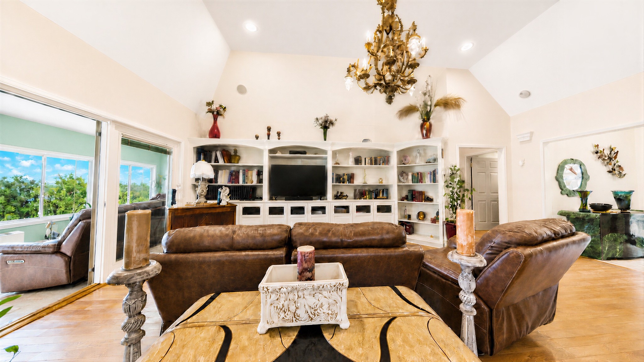306 Red Water Dr