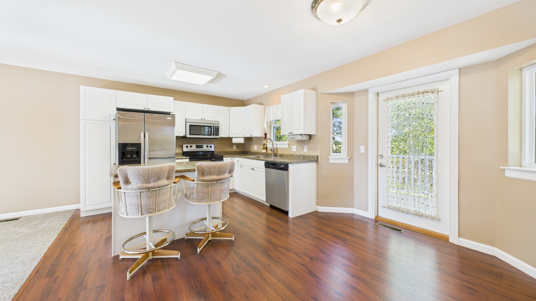 138 Deepwood Dr