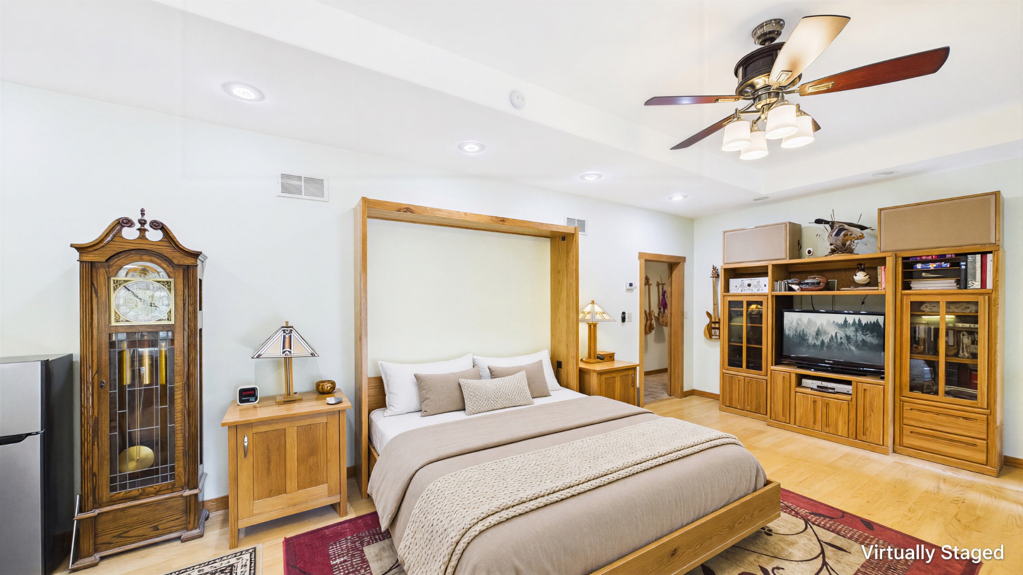 284 Crystal Creek Cir