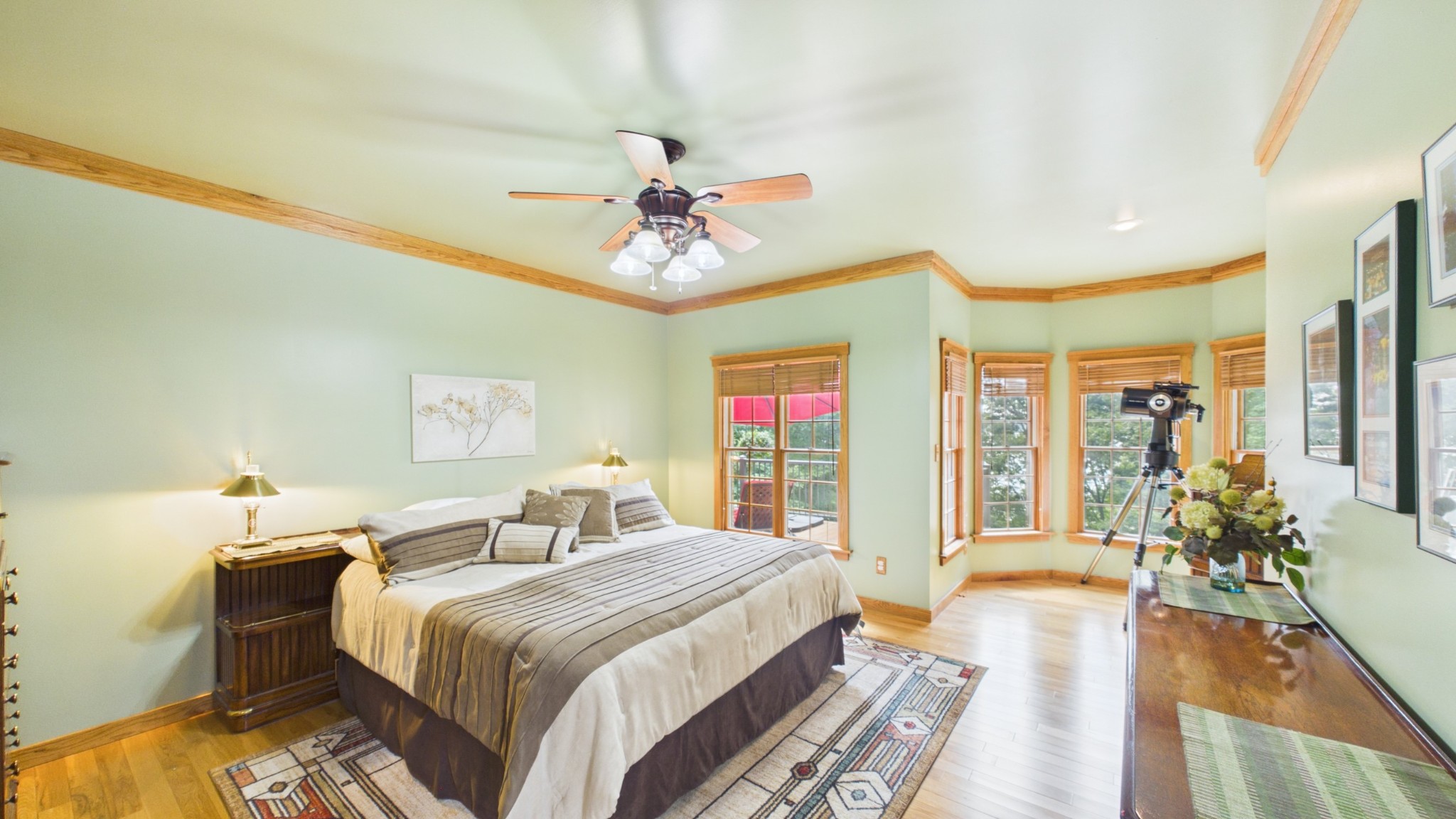 284 Crystal Creek Cir
