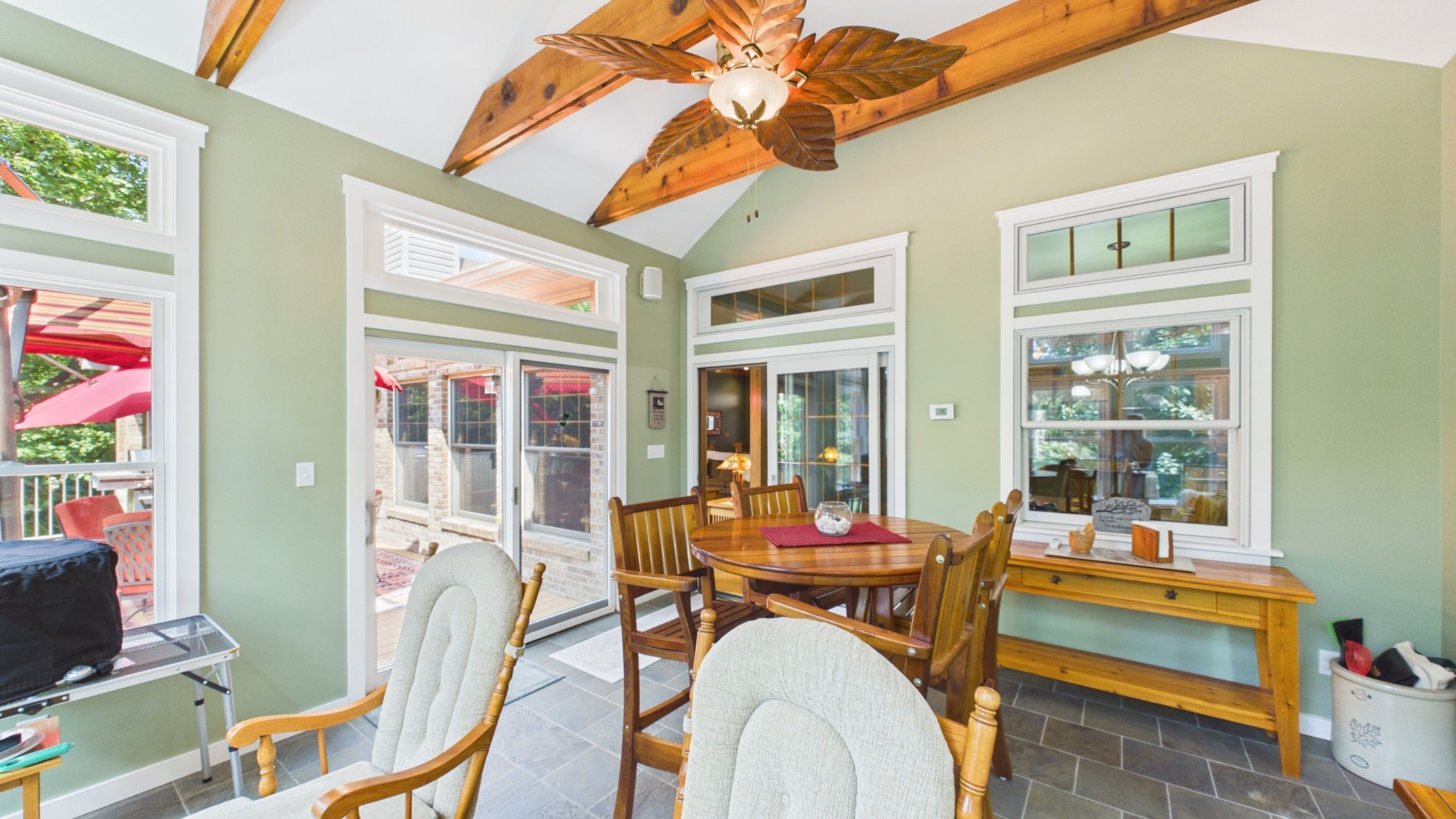 284 Crystal Creek Cir