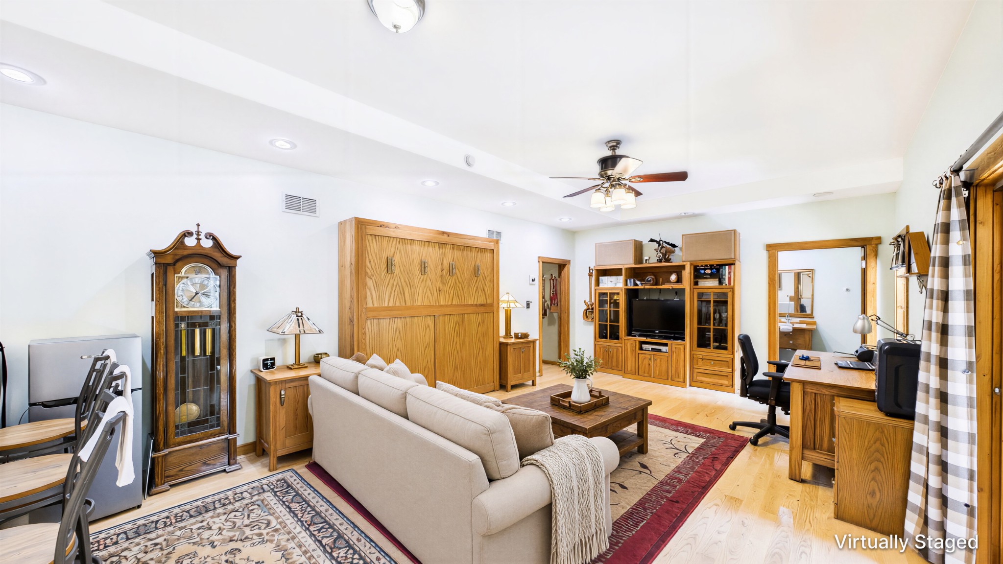 284 Crystal Creek Cir