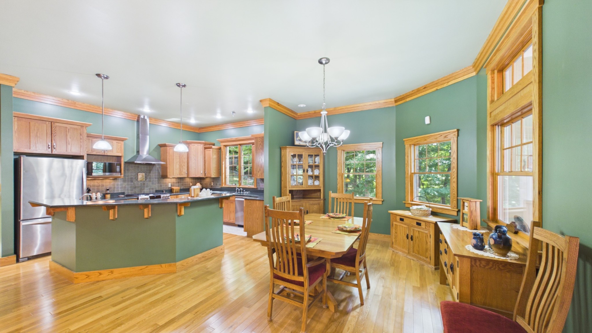 284 Crystal Creek Cir
