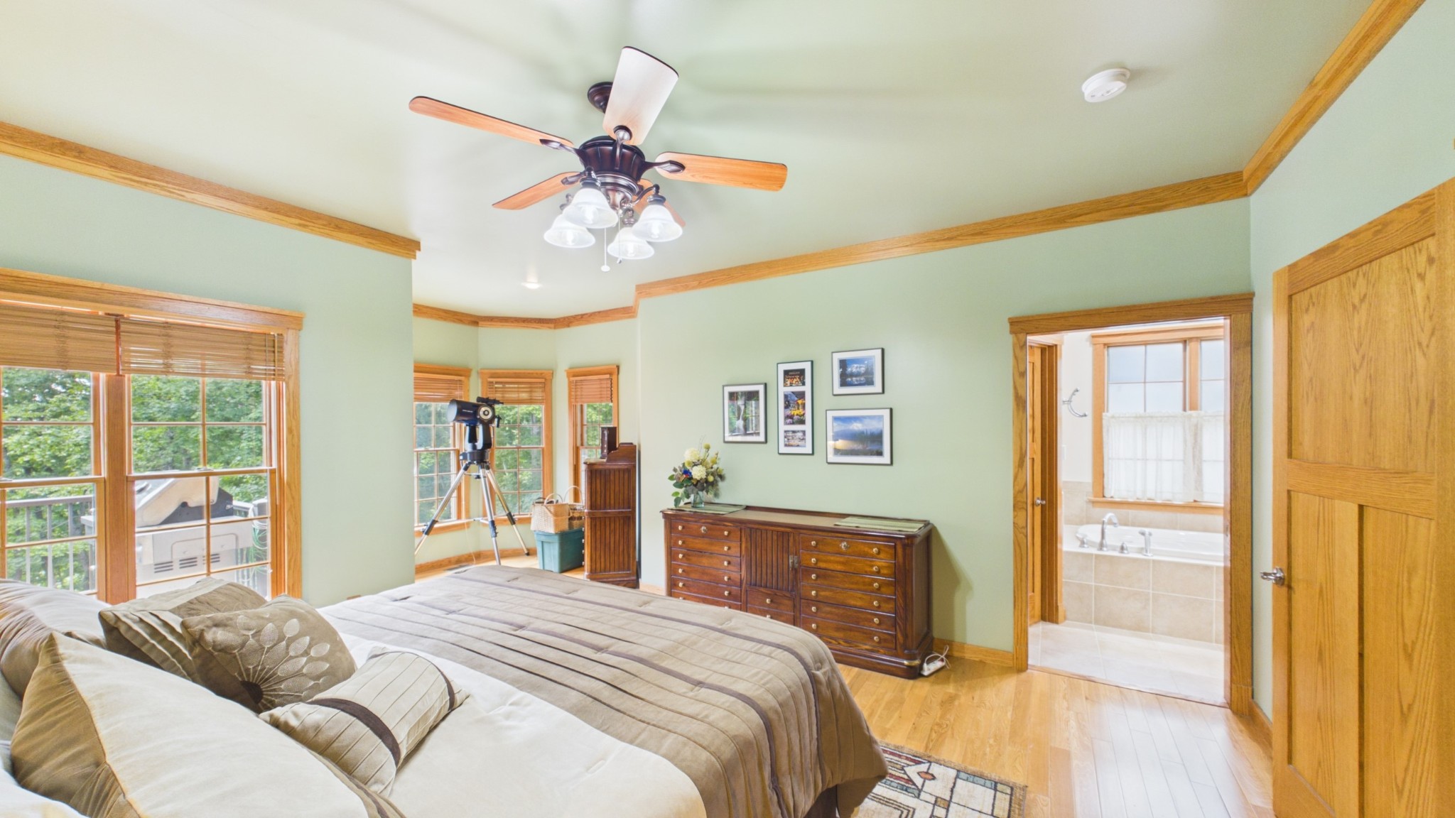 284 Crystal Creek Cir