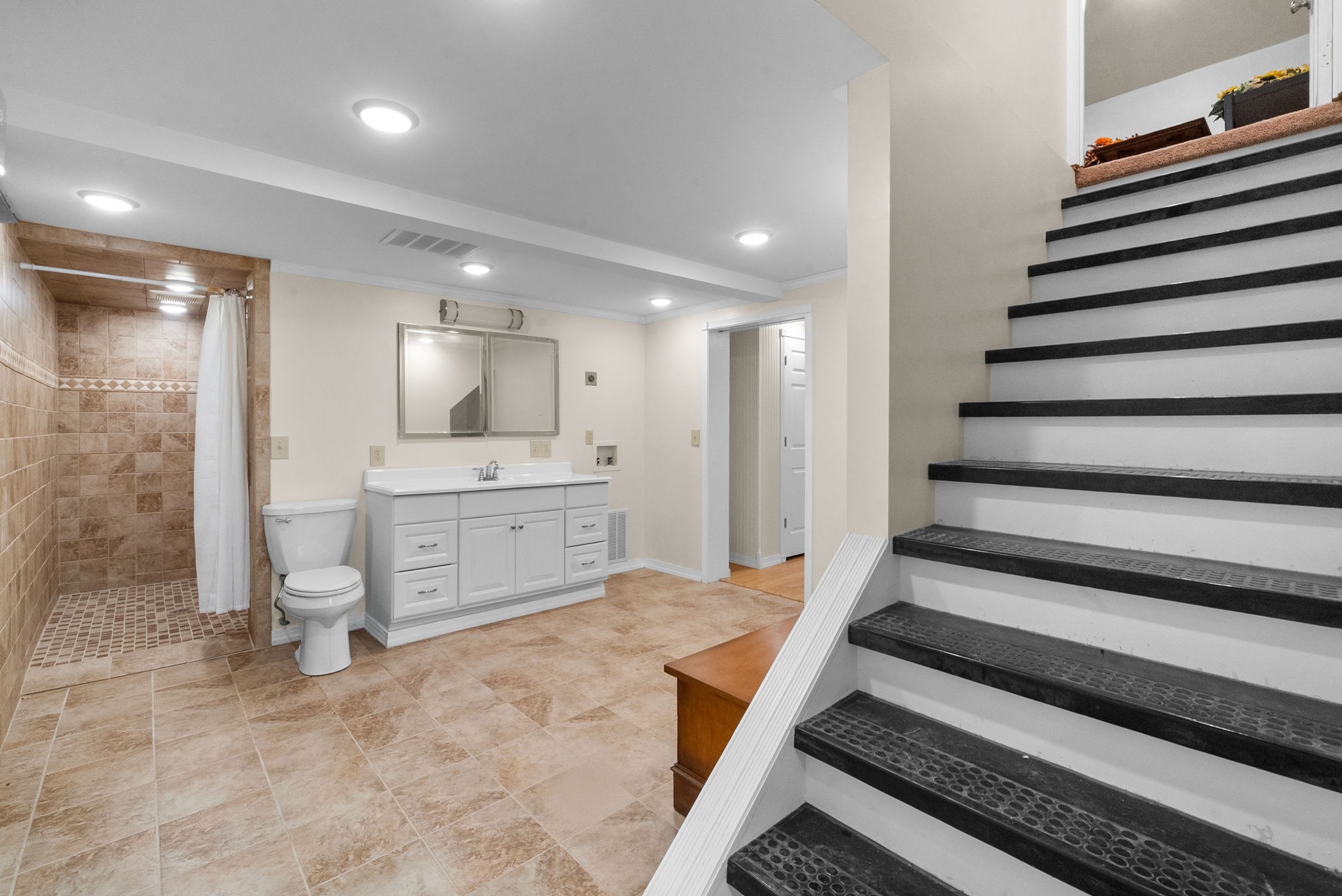 1855 Kings Chapel Rd