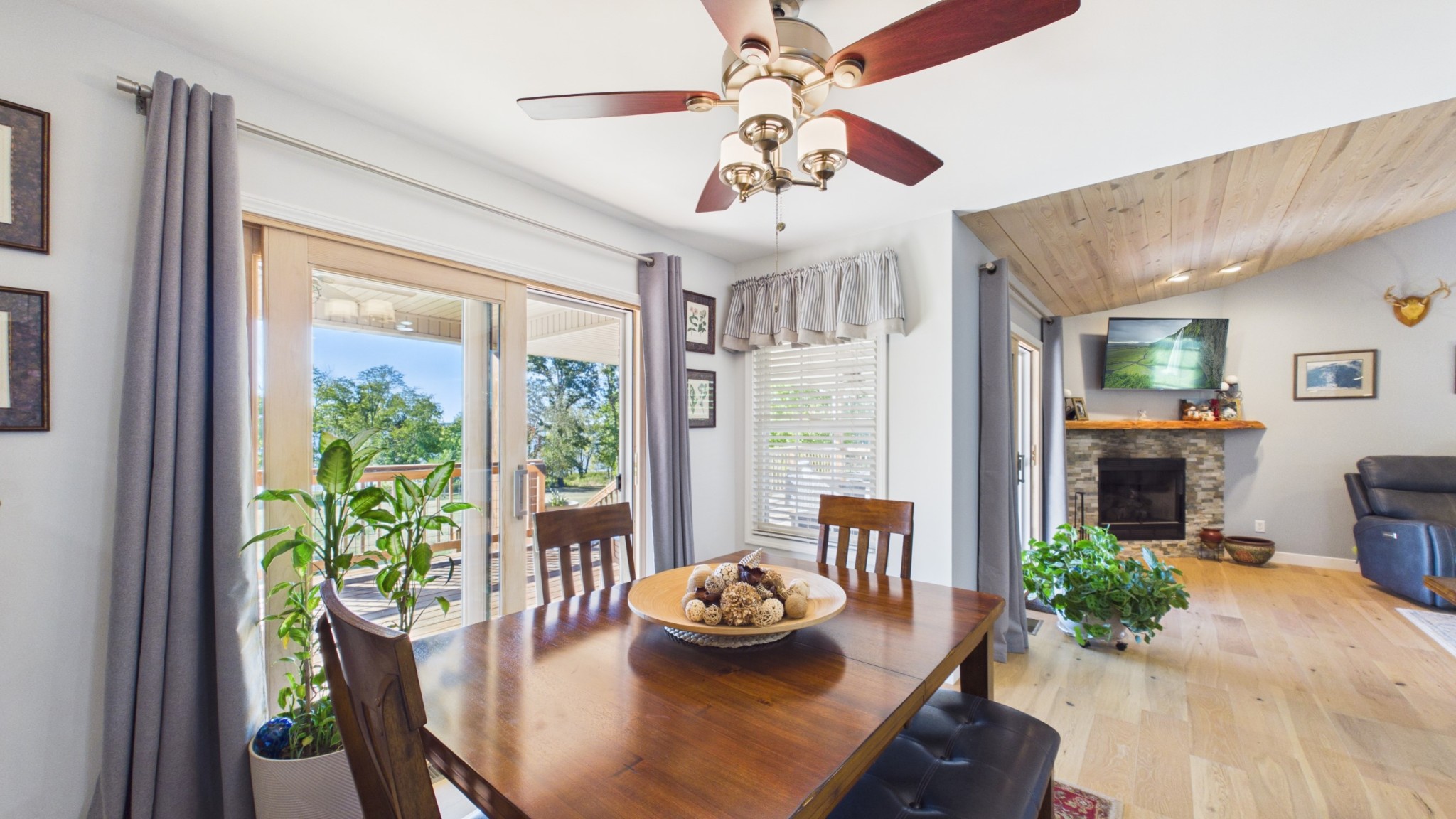 325 Destiny Ln