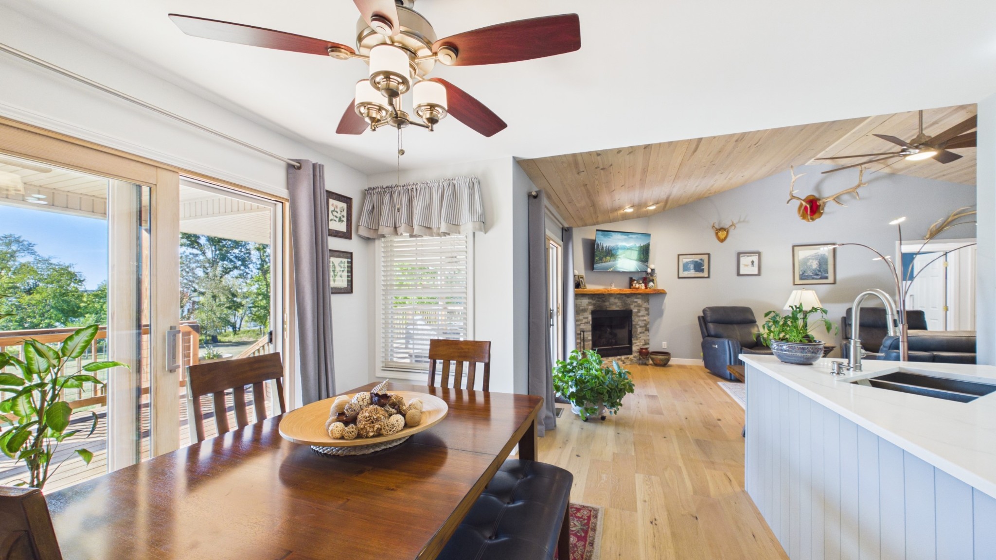 325 Destiny Ln