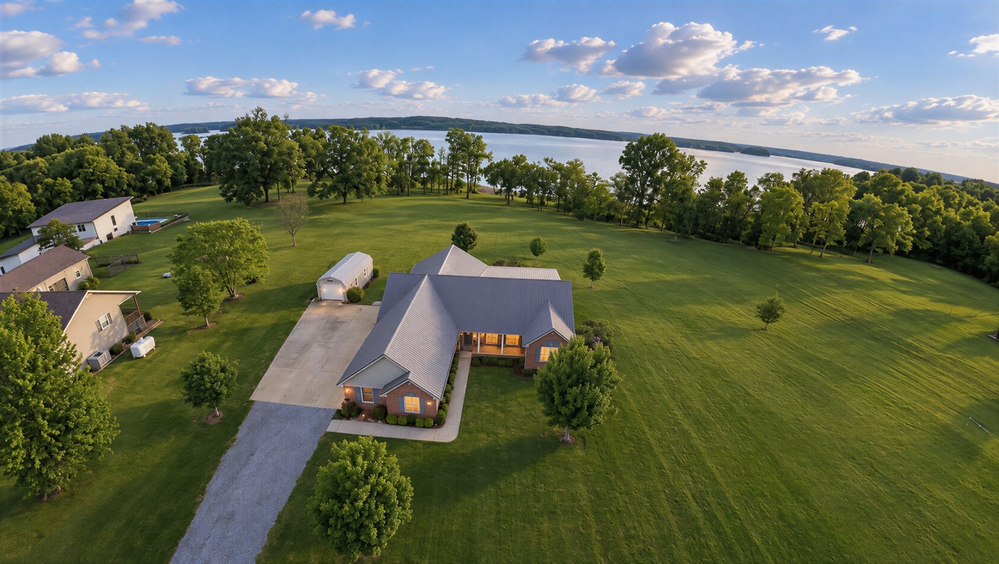 325 Destiny Ln