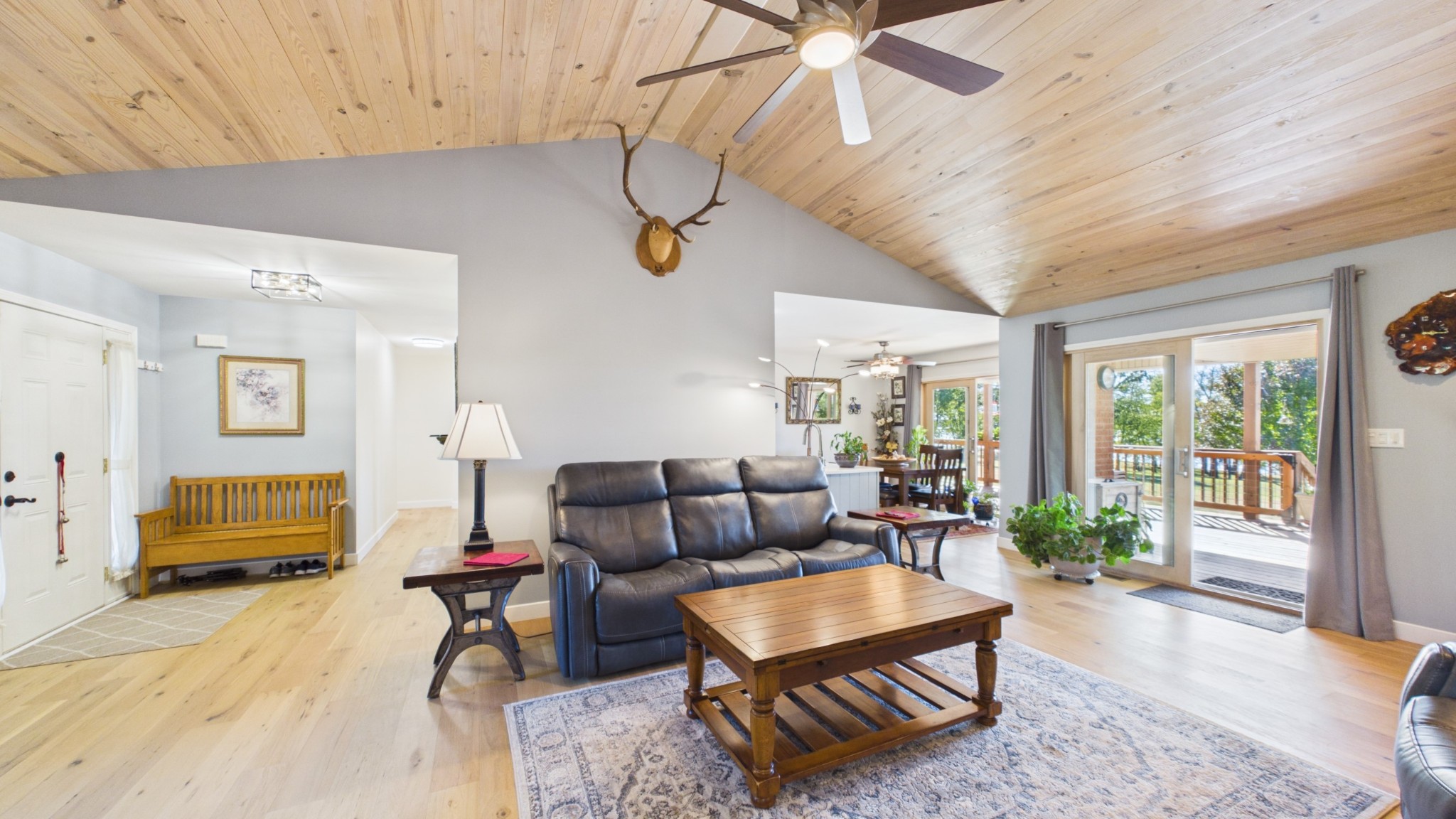 325 Destiny Ln