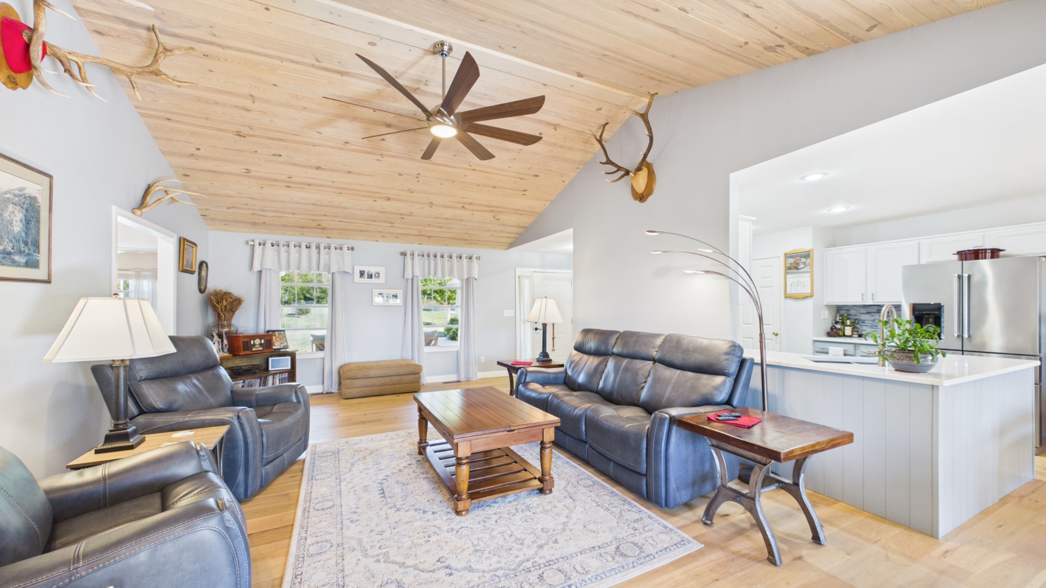 325 Destiny Ln