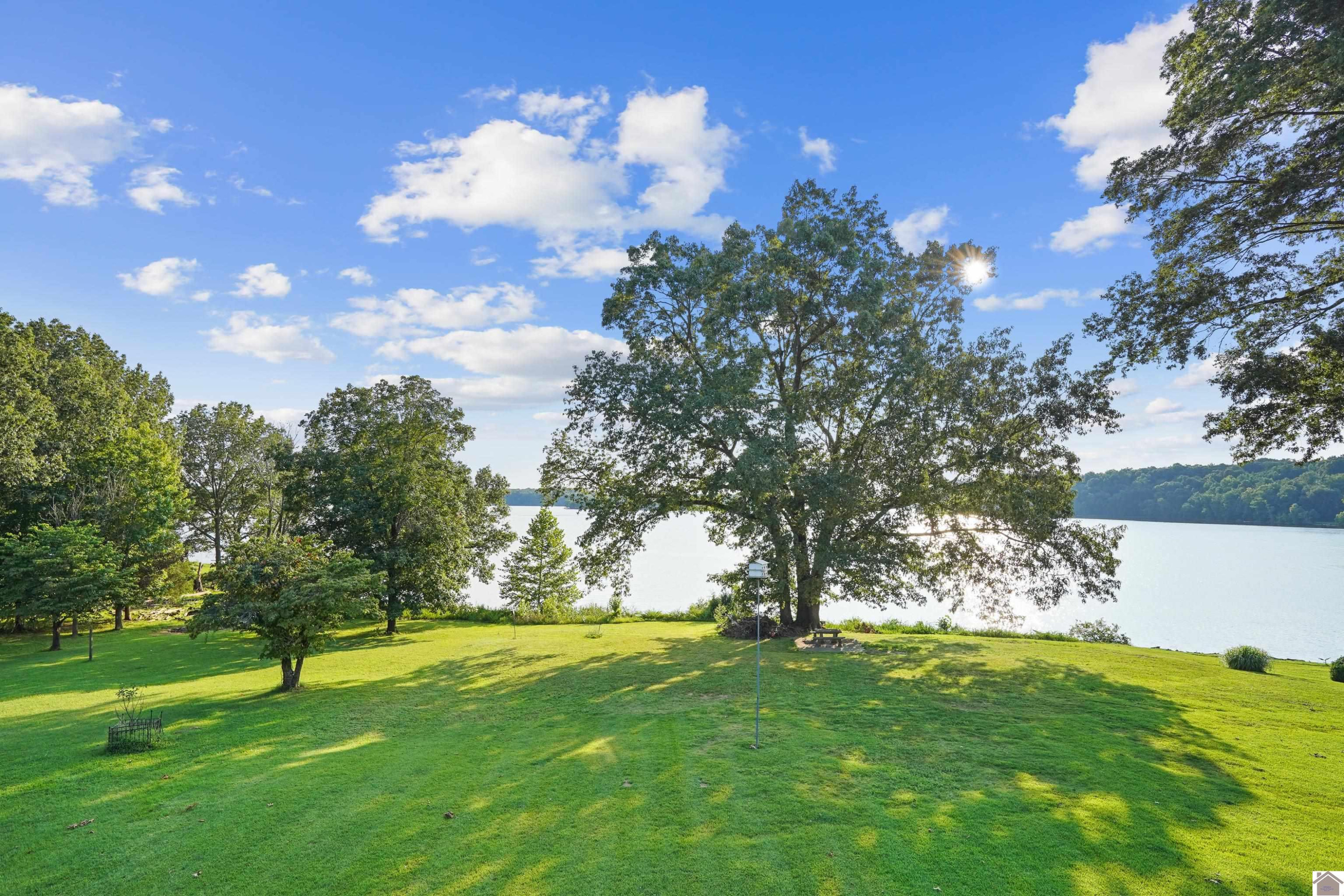 1221 Cunningham Lake Barkley