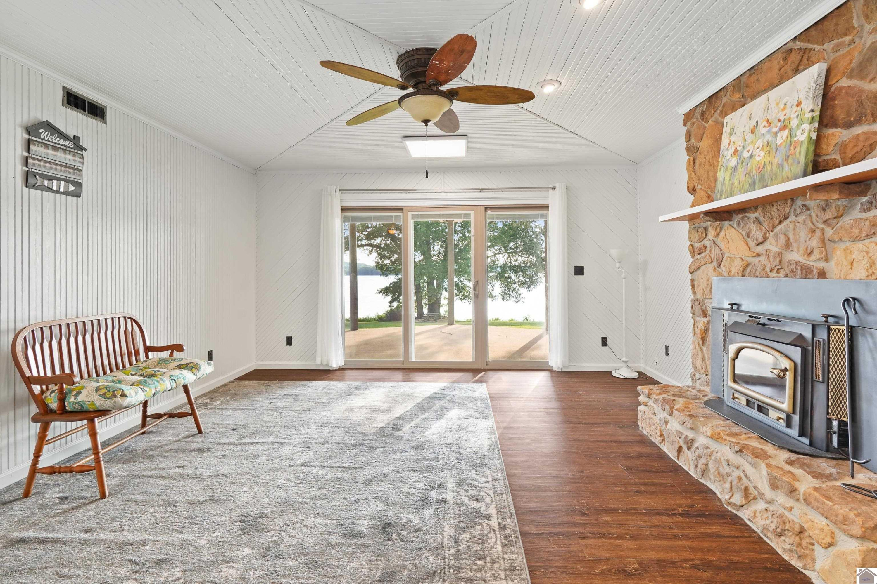 1221 Cunningham Lake Barkley