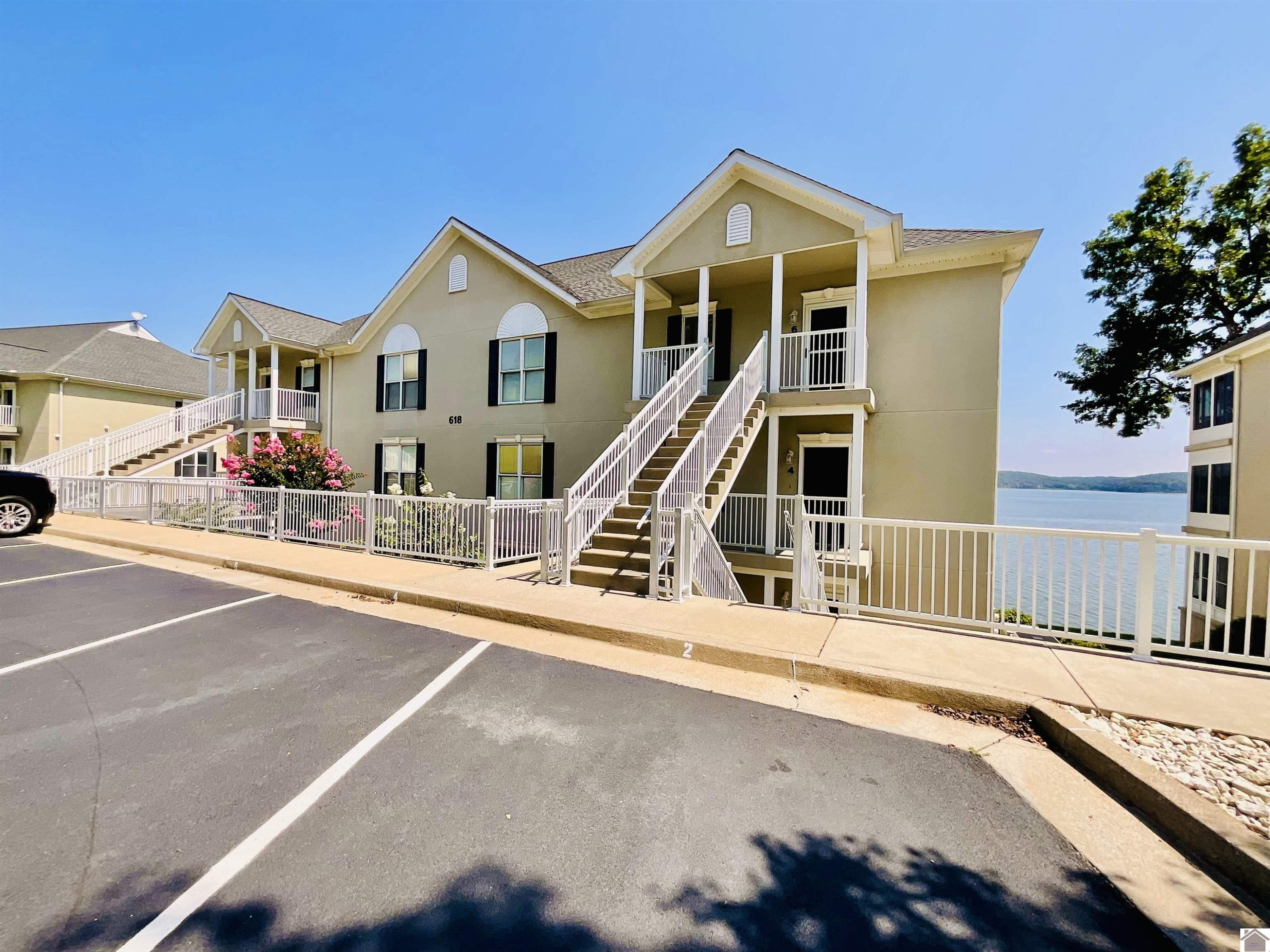 618 Moon Bay Drive Unit 6