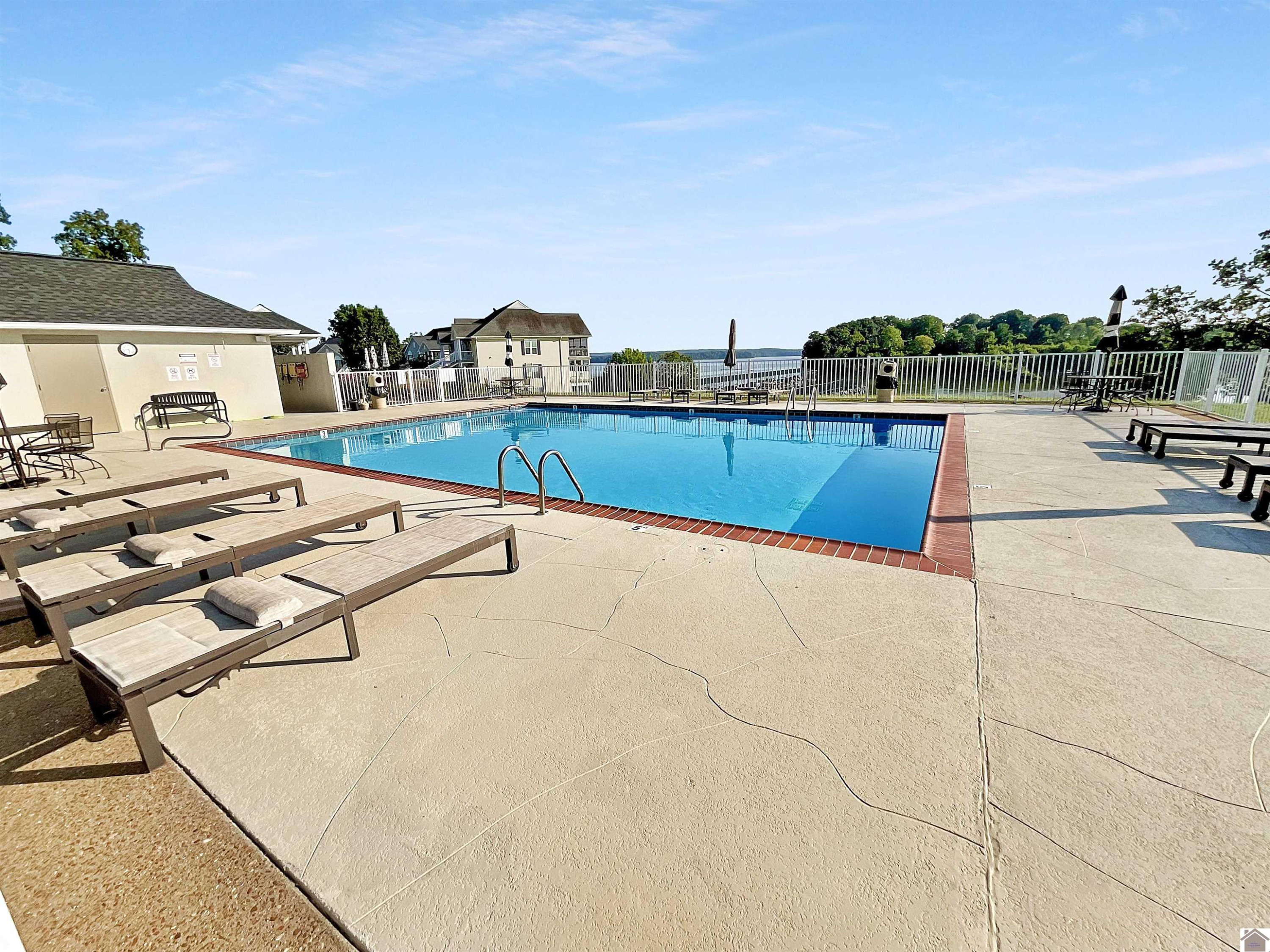 618 Moon Bay Drive Unit 6