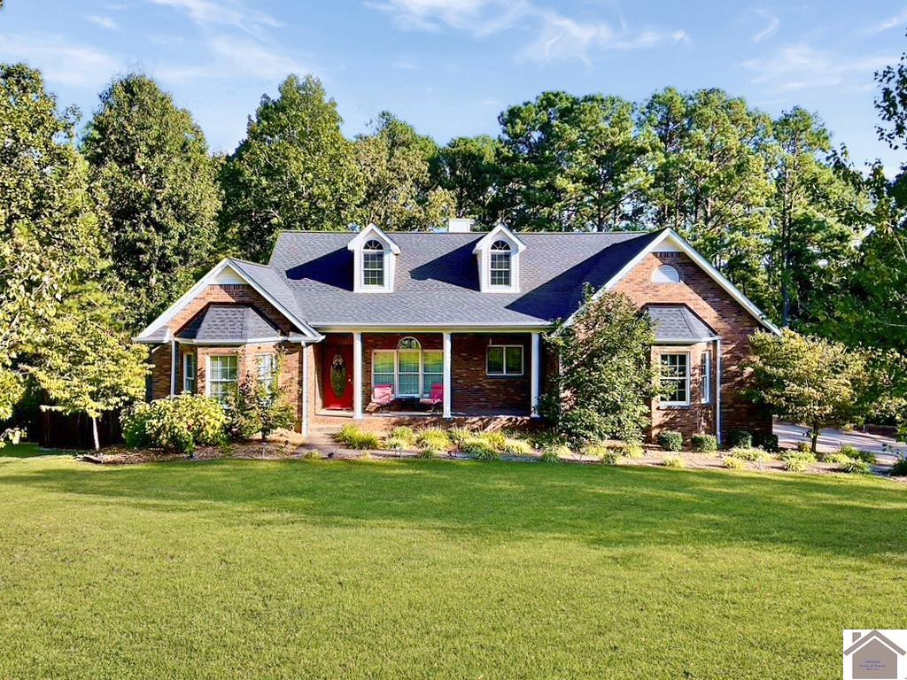 811 Cypress