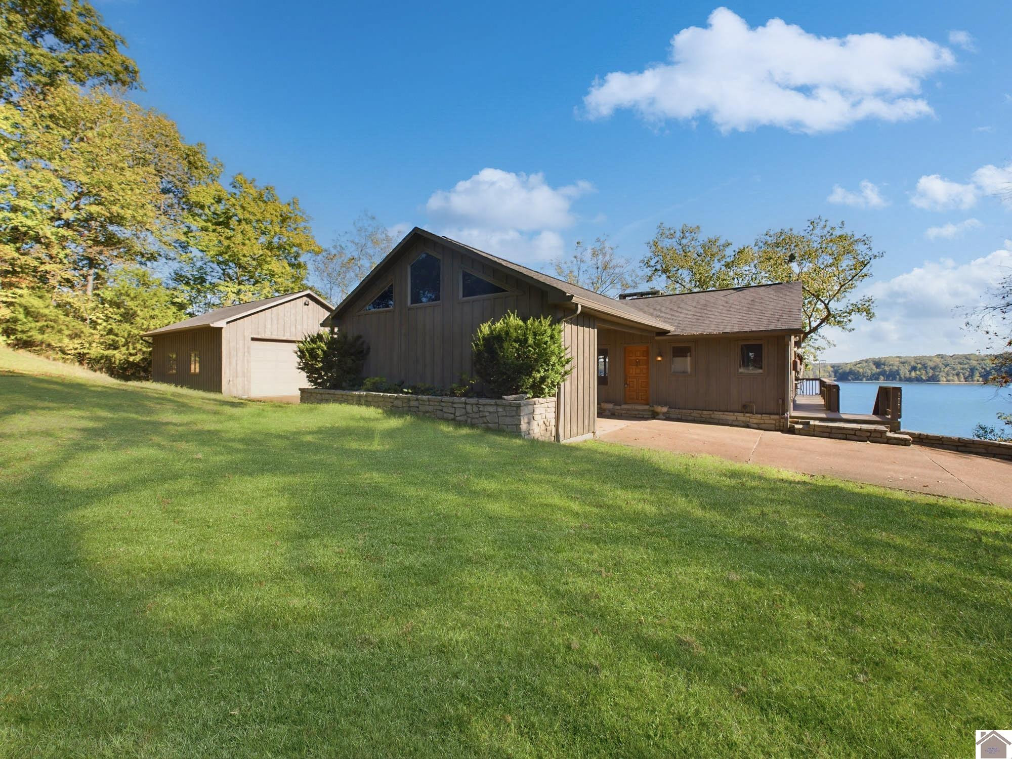 390 Parkview Road Lake Barkley