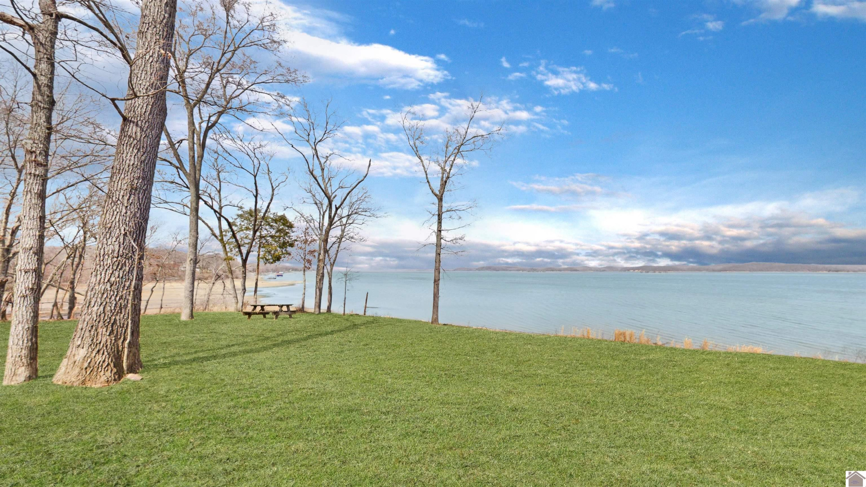 191 Wayne Circle Kentucky Lake