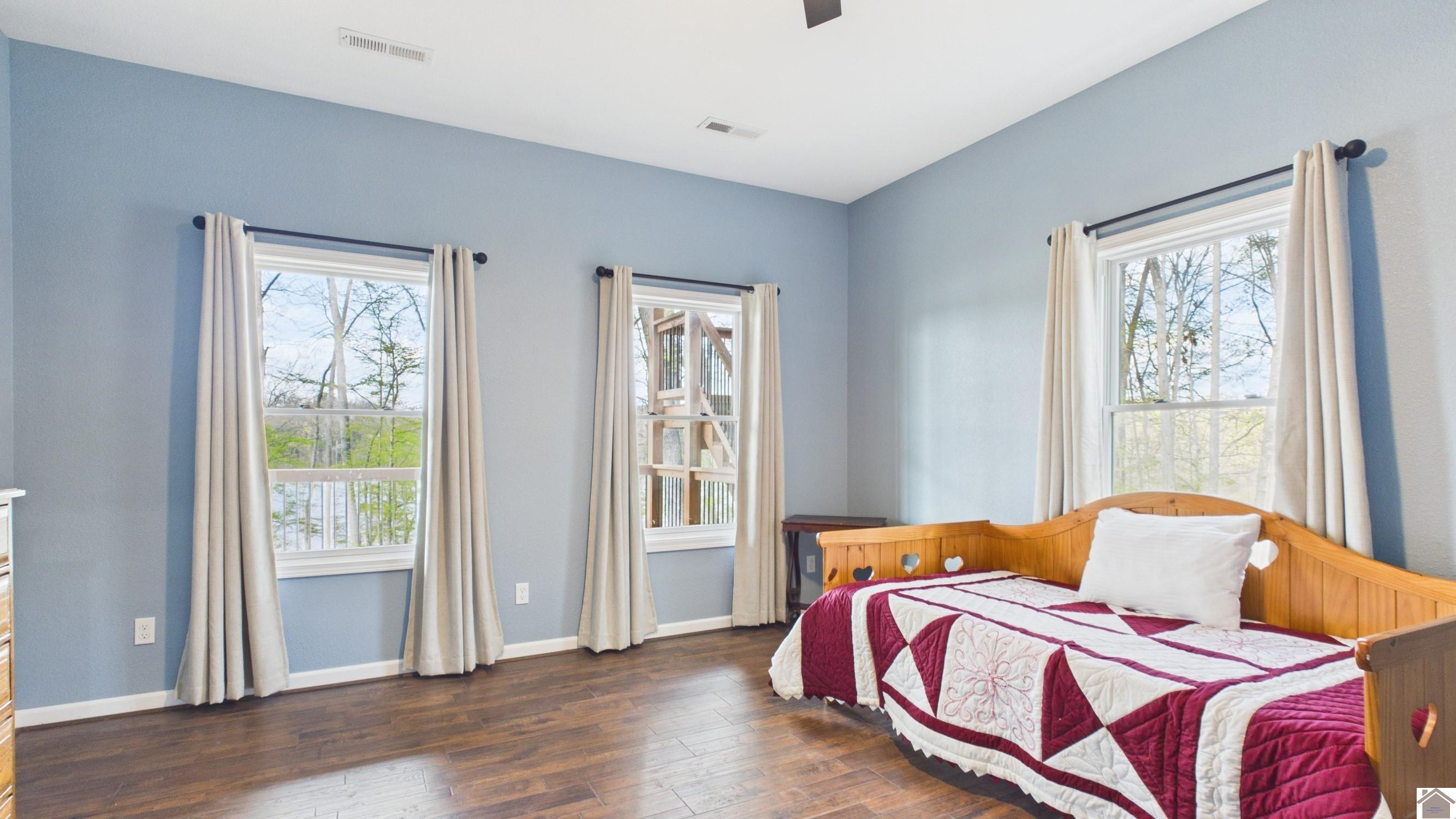 726 BRECKINRIDGE