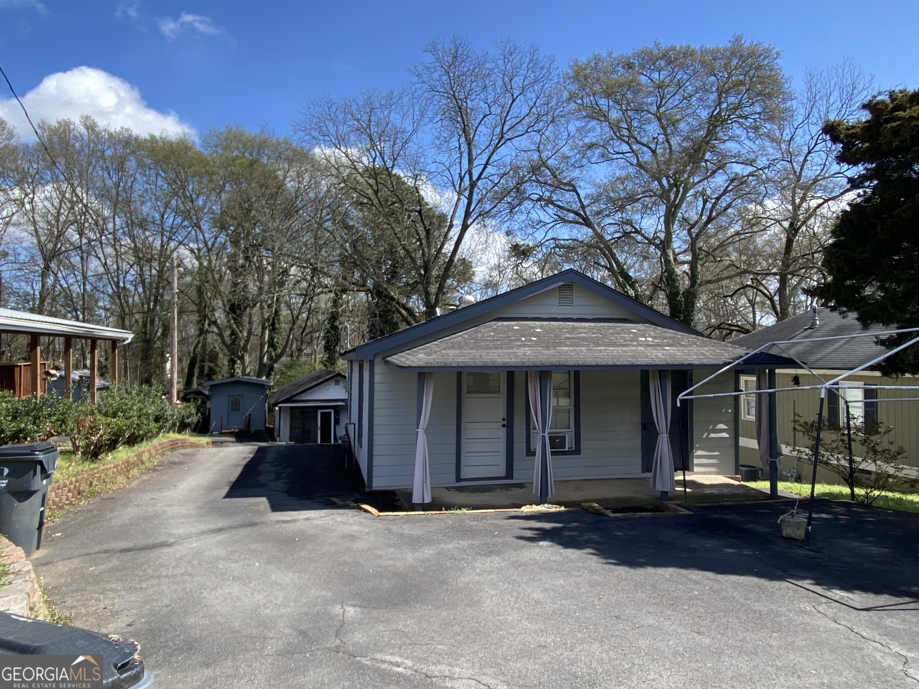 140 Line Street