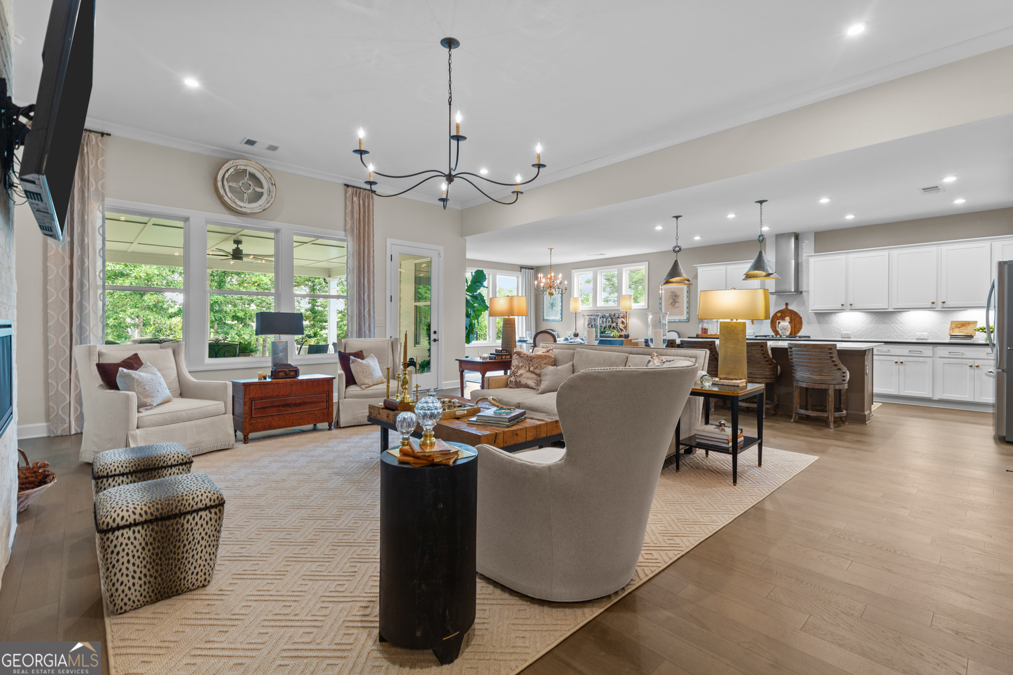 319 Erie Point