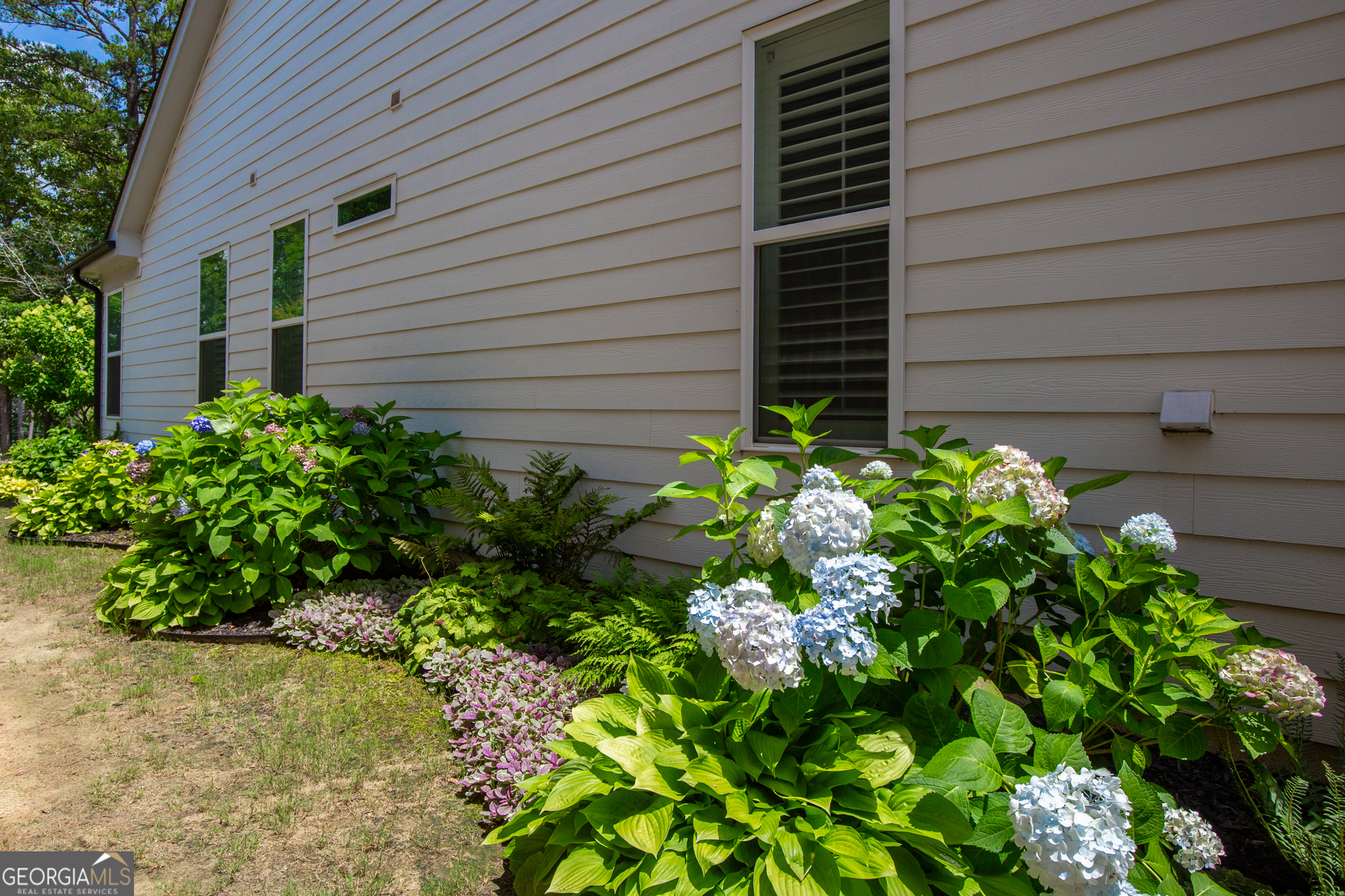 319 Erie Point