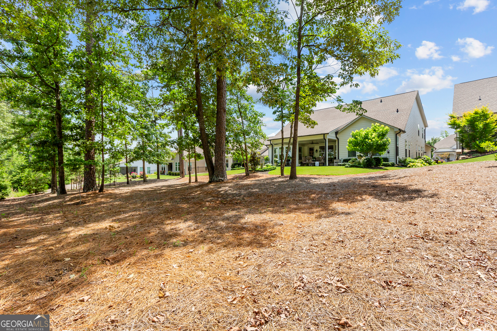 319 Erie Point