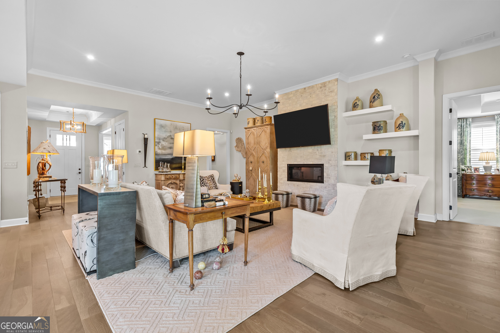 319 Erie Point
