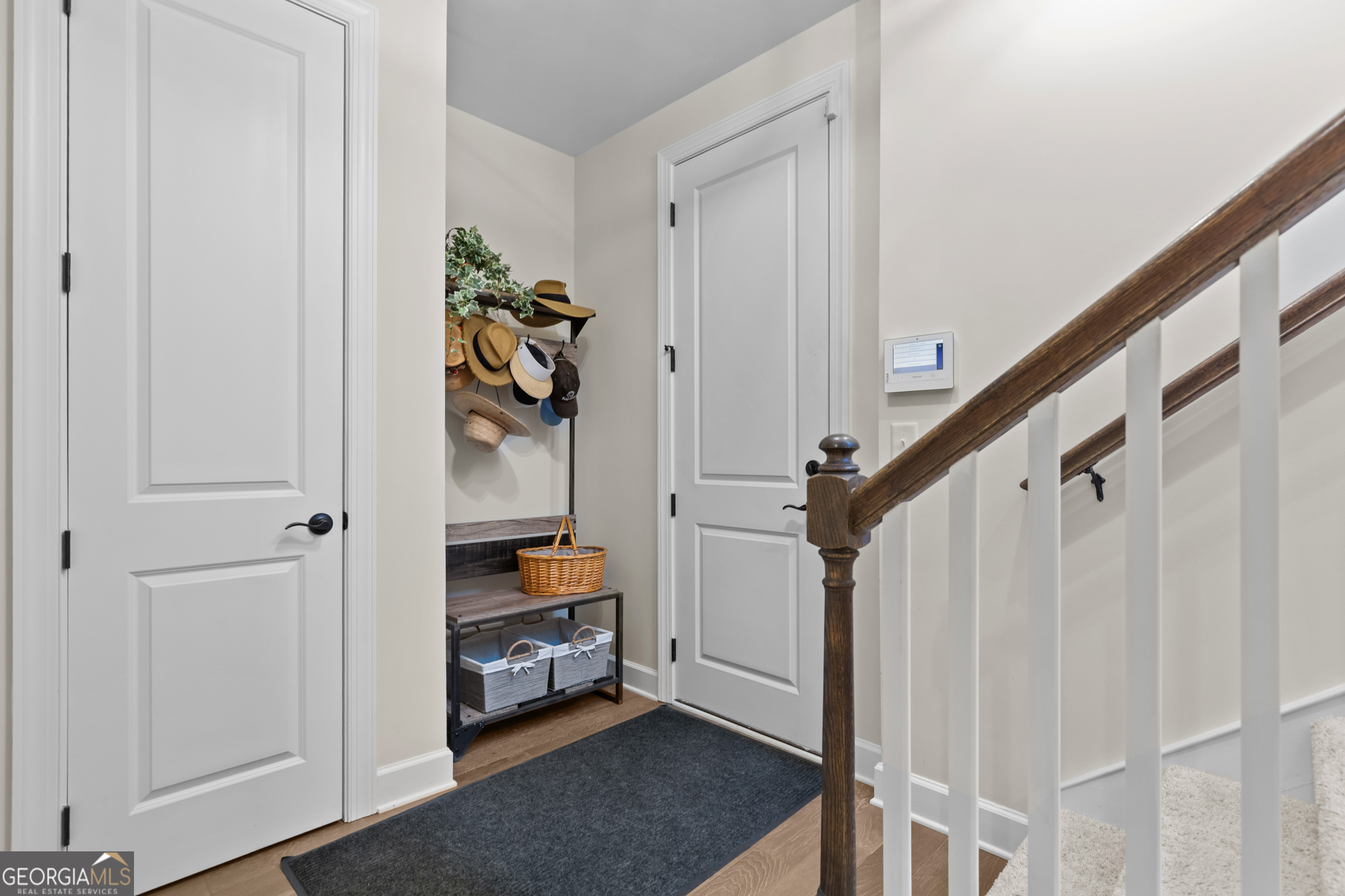 319 Erie Point