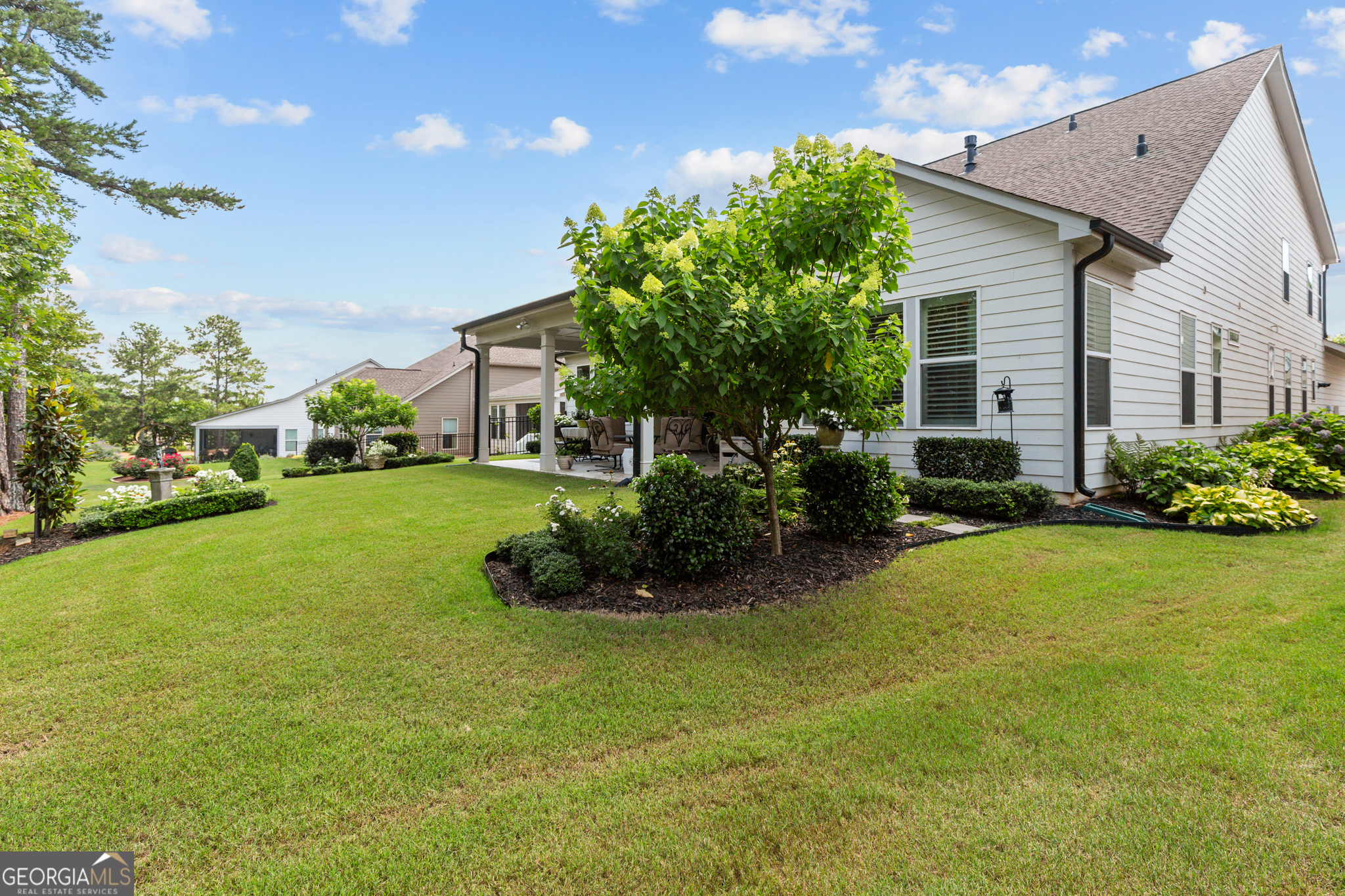 319 Erie Point