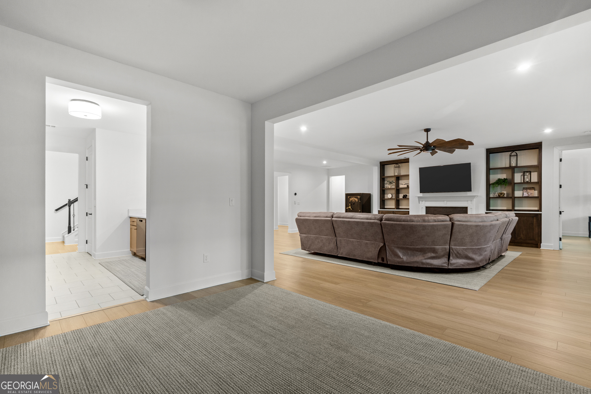 170 Erie Point