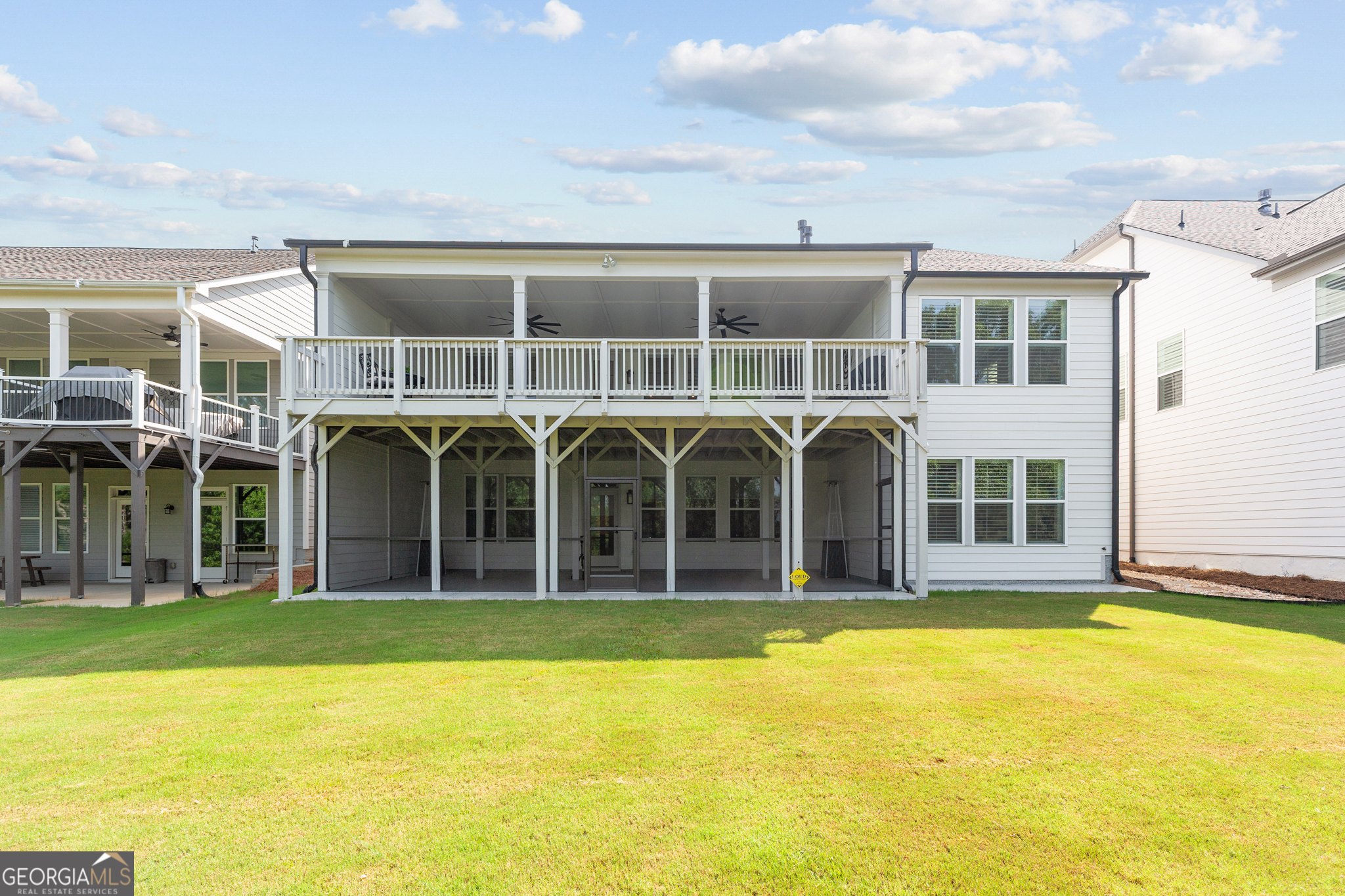 170 Erie Point