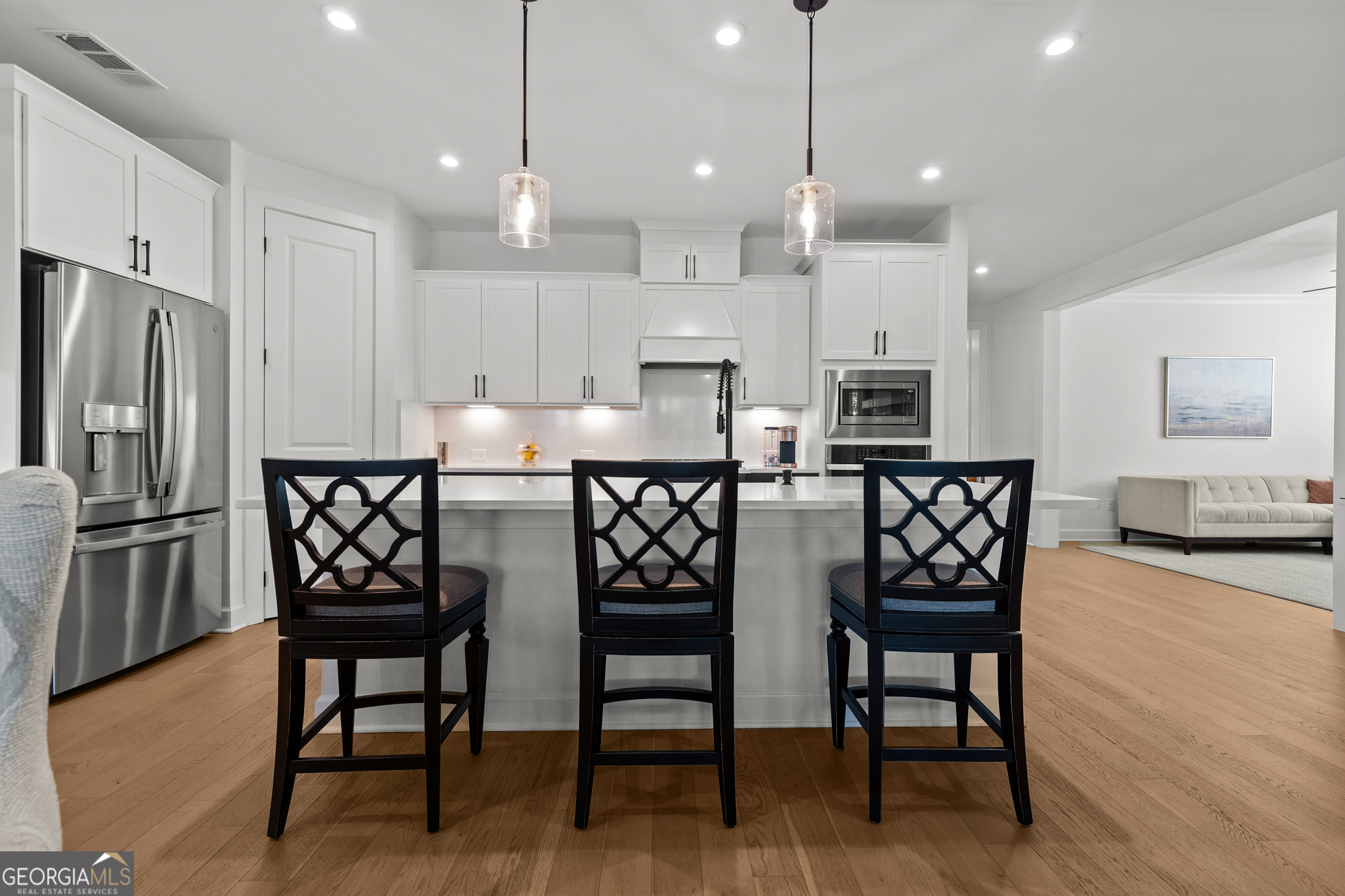 170 Erie Point