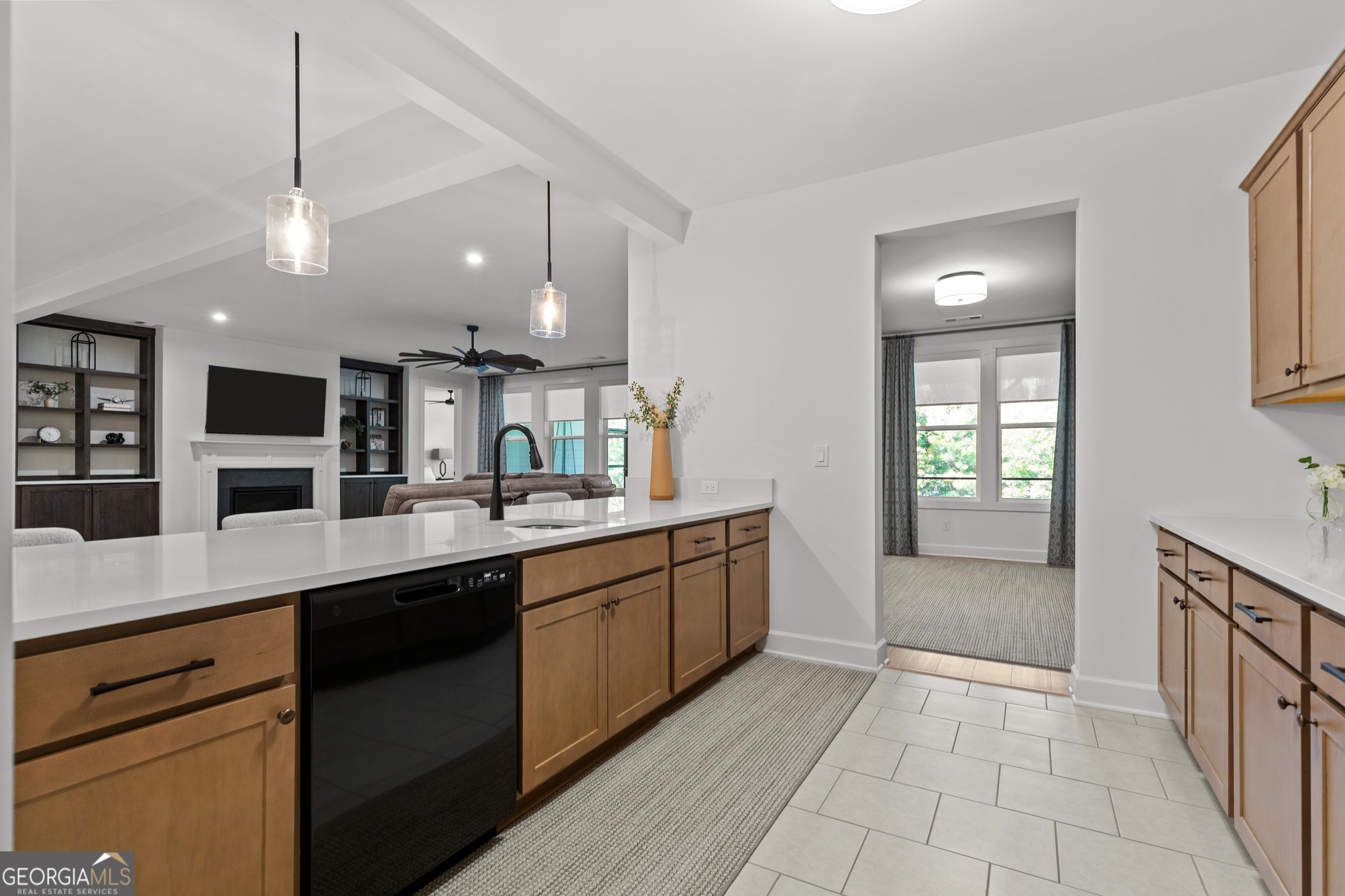 170 Erie Point