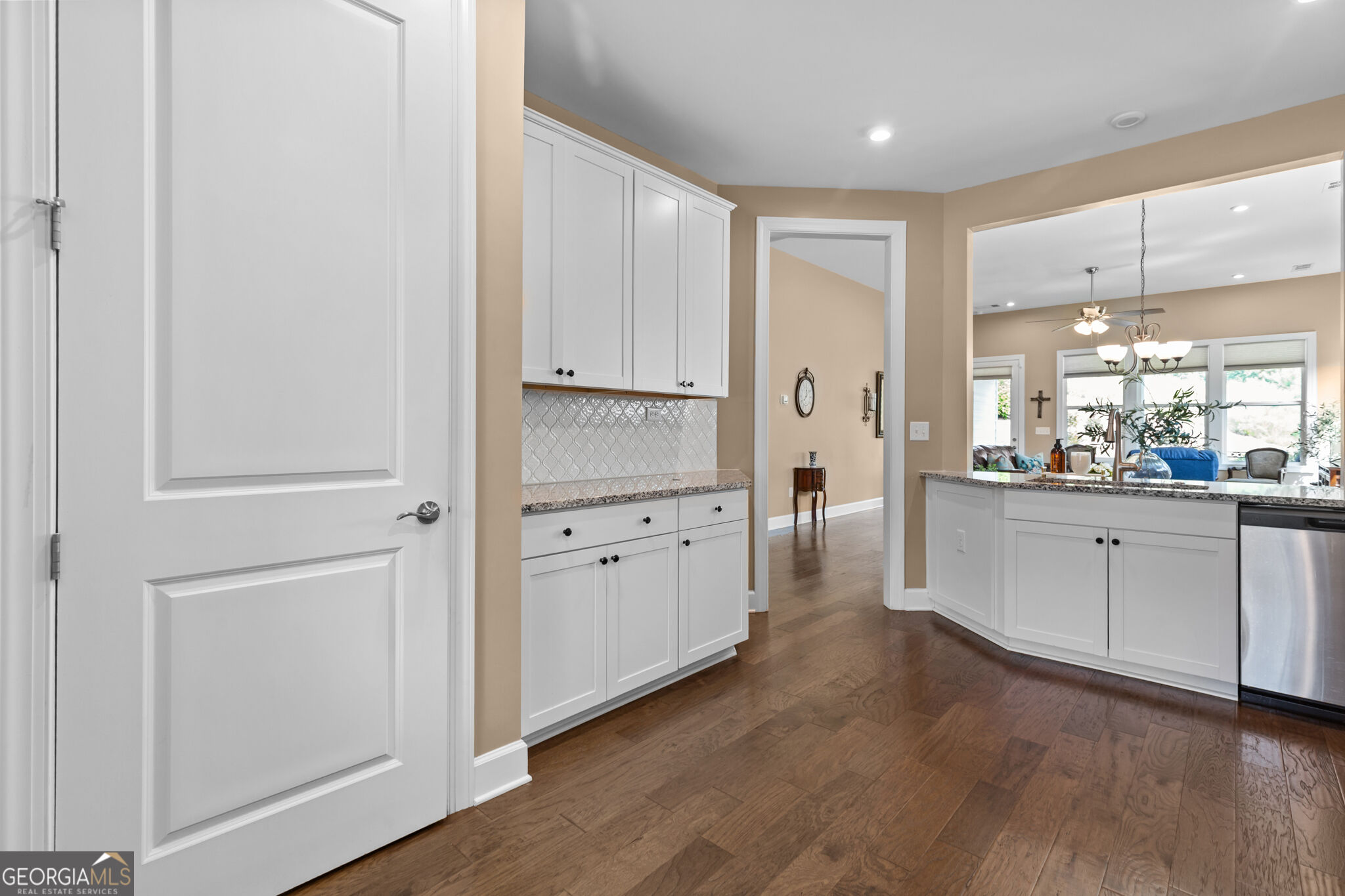 215 Silver Court