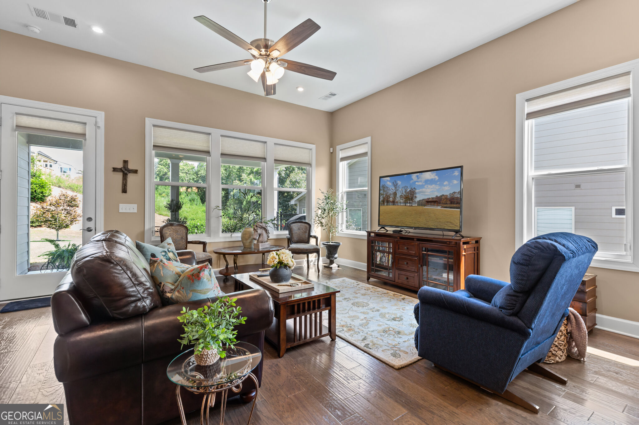 215 Silver Court